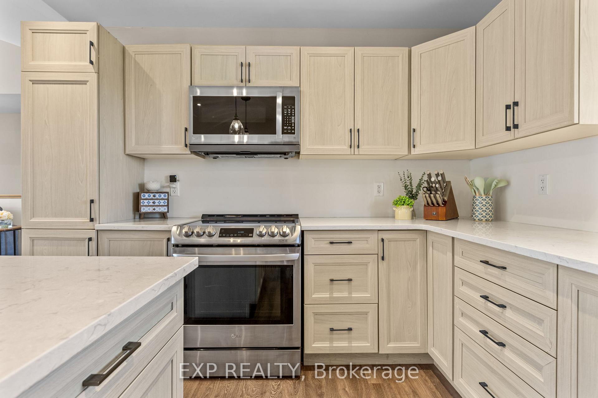 Photo 15 of 4153 Roger Stevens Drive, Montague, Montague Twp — HOMEH