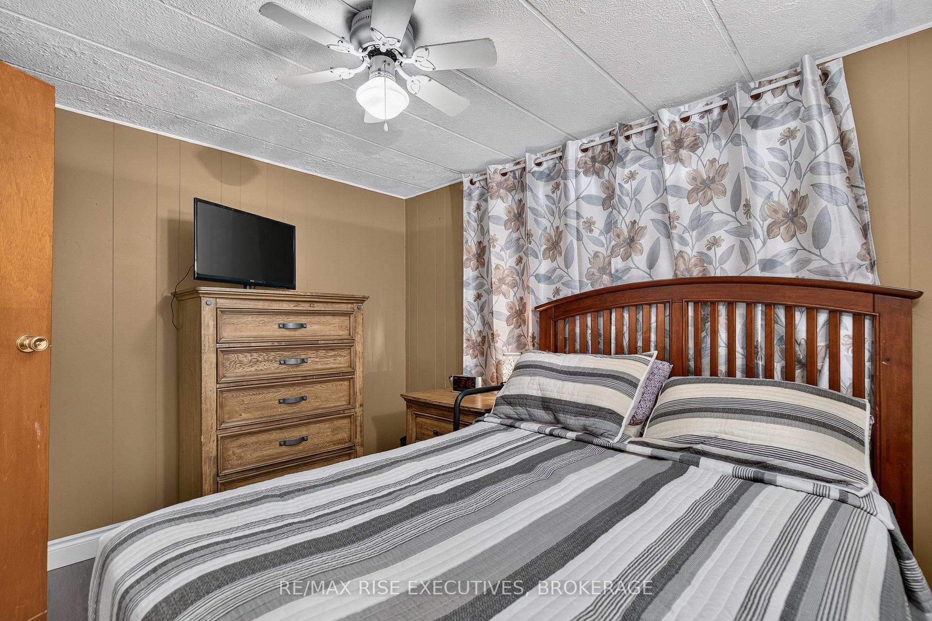 Photo 23 of 18 Wentworth Drive, Kingston, Rideau — HOMEH
