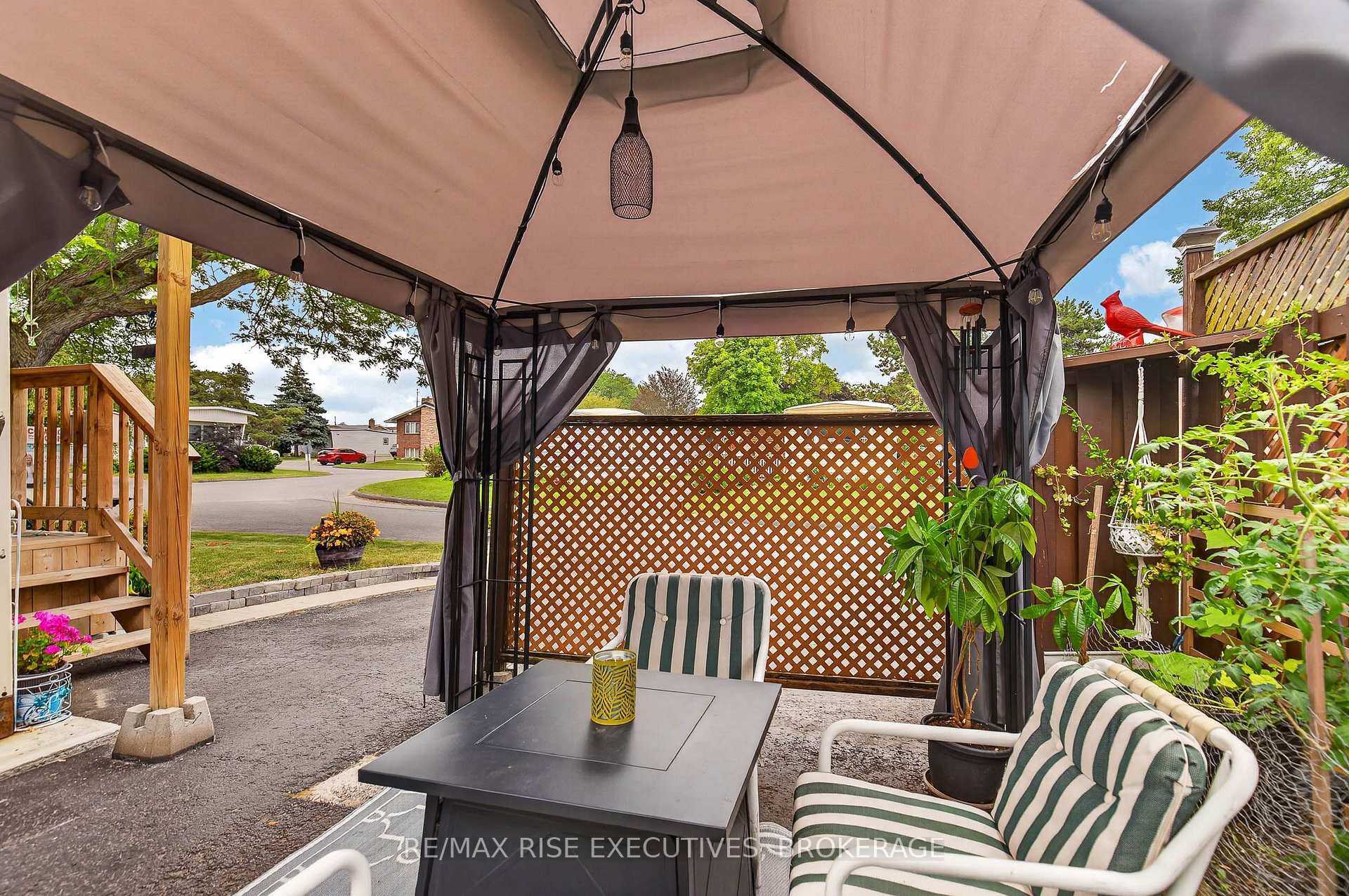 Photo 36 of 18 Wentworth Drive, Kingston, Rideau — HOMEH