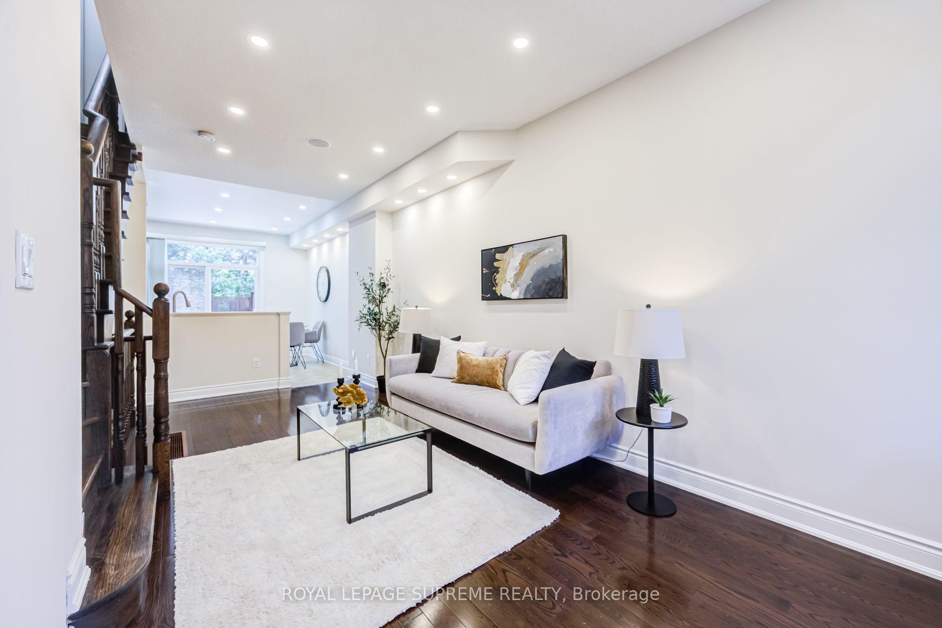 Photo 4 of 19B Hobden Place, Etobicoke, Willowridge-Martingrove-Richview — HOMEH