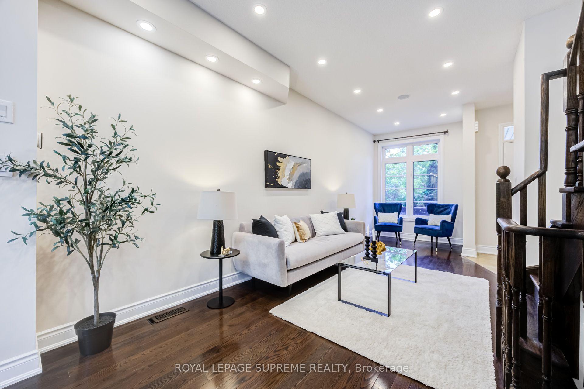 Photo 7 of 19B Hobden Place, Etobicoke, Willowridge-Martingrove-Richview — HOMEH