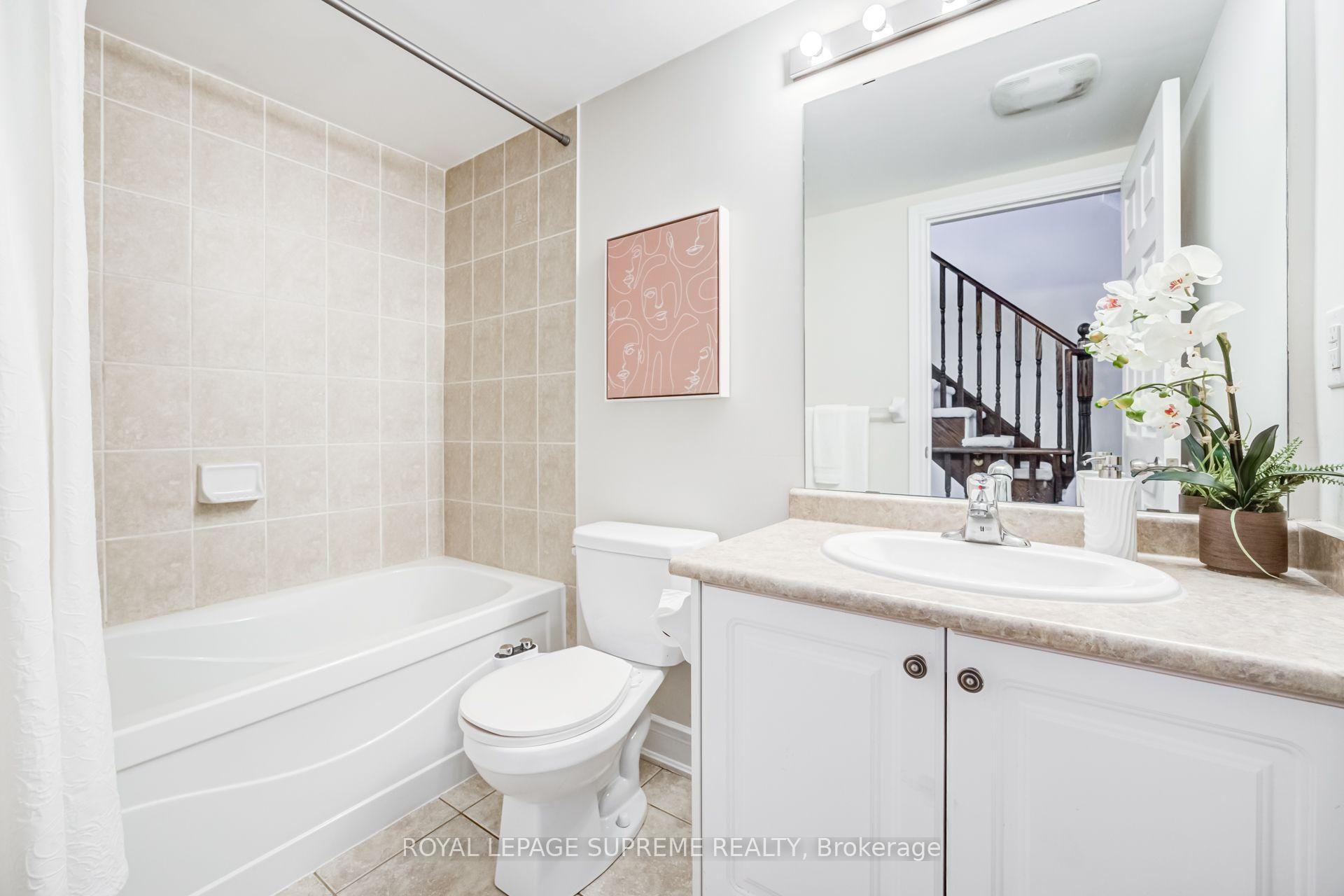 Photo 15 of 19B Hobden Place, Etobicoke, Willowridge-Martingrove-Richview — HOMEH