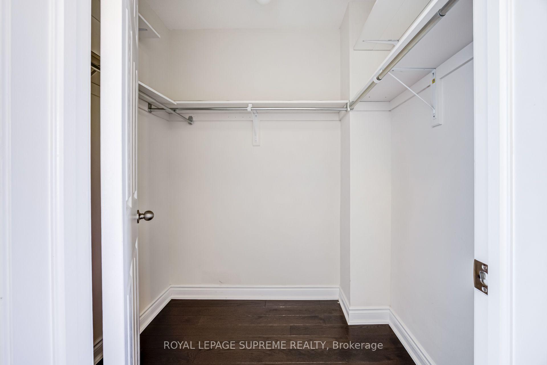 Photo 24 of 19B Hobden Place, Etobicoke, Willowridge-Martingrove-Richview — HOMEH