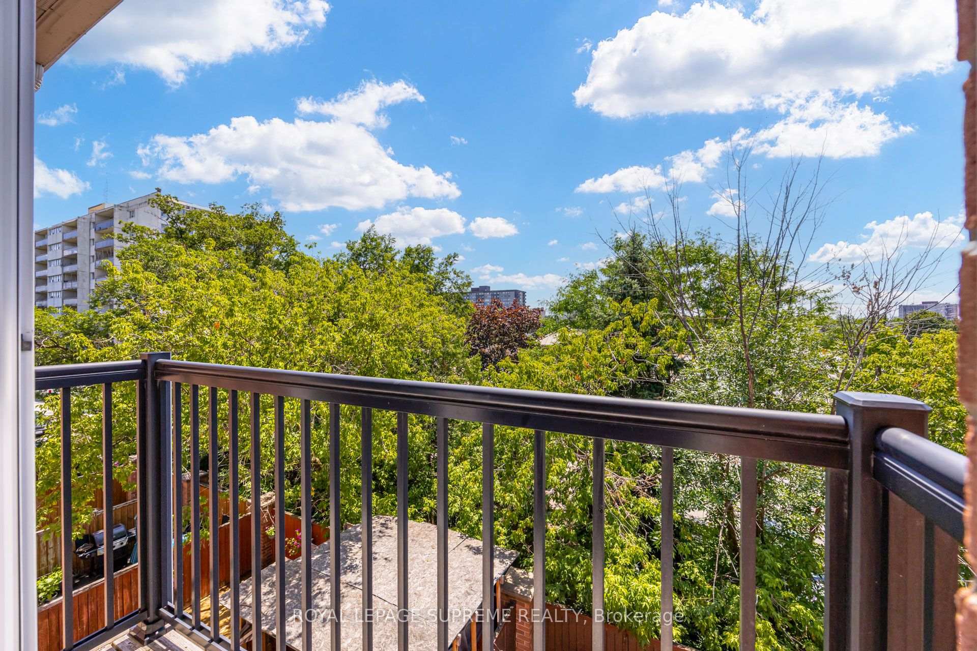 Photo 26 of 19B Hobden Place, Etobicoke, Willowridge-Martingrove-Richview — HOMEH