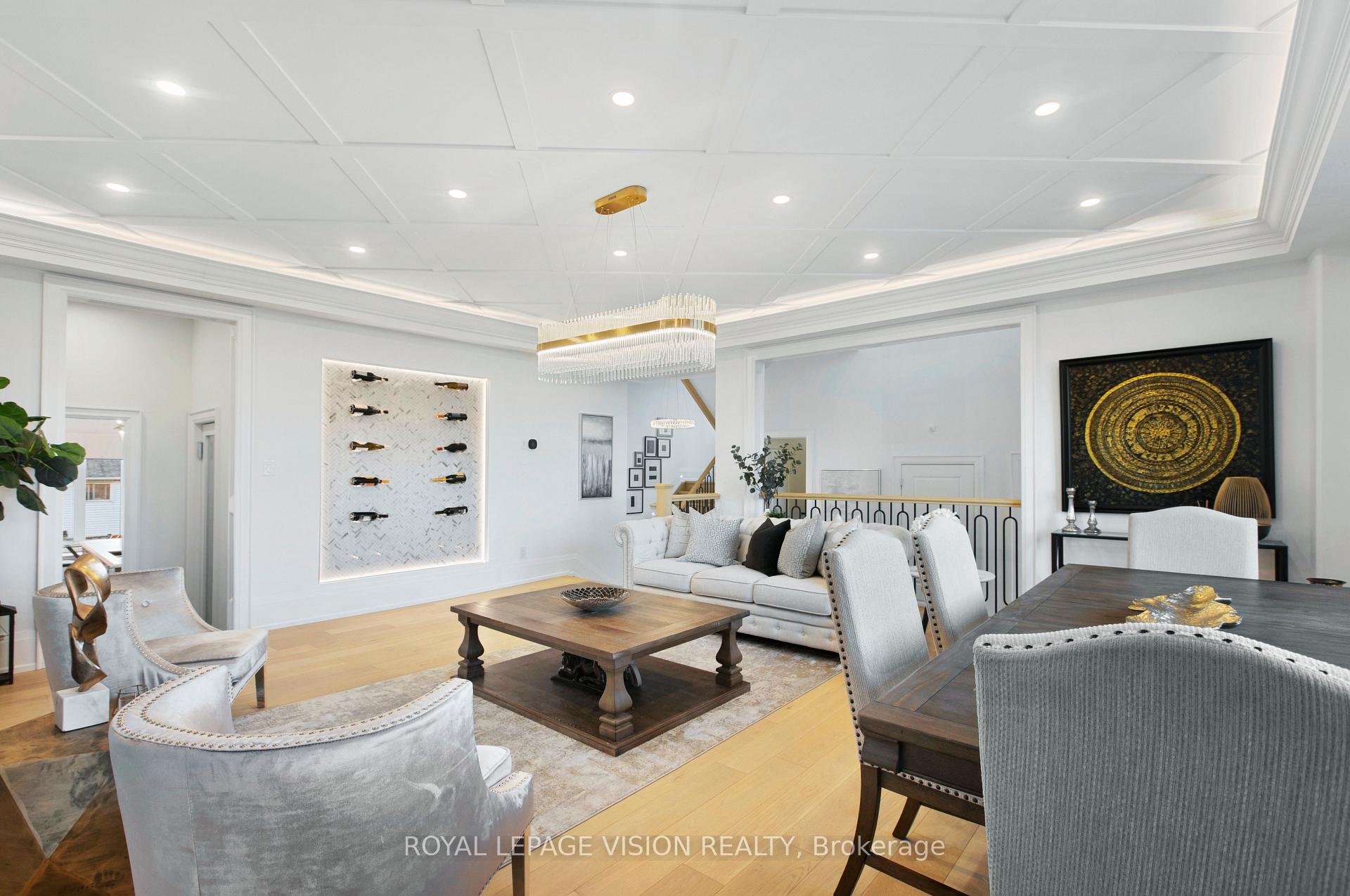 Photo 10 of 732 W Shore Boulevard, Pickering, West Shore — HOMEH
