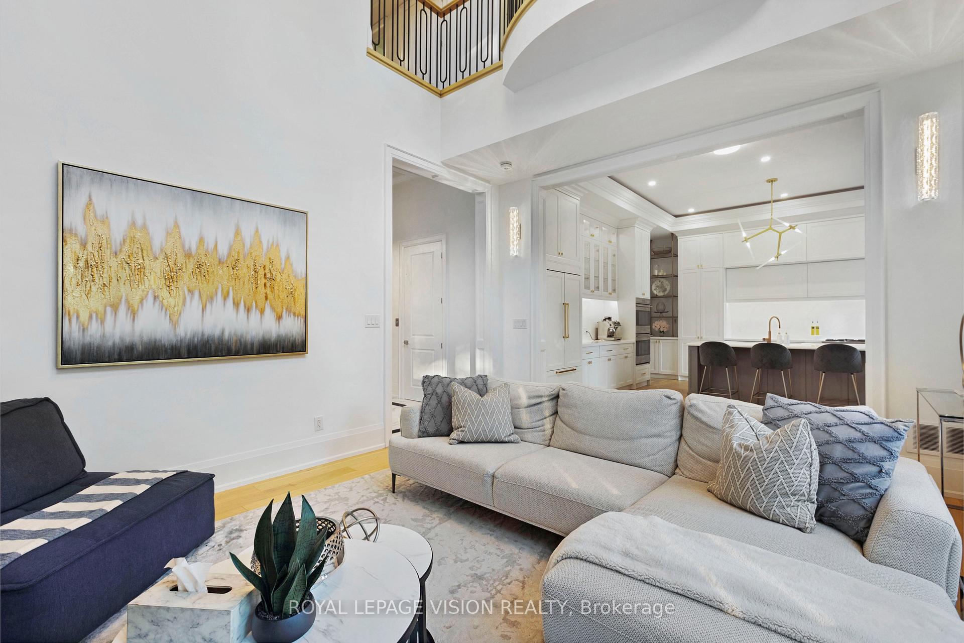 Photo 12 of 732 W Shore Boulevard, Pickering, West Shore — HOMEH