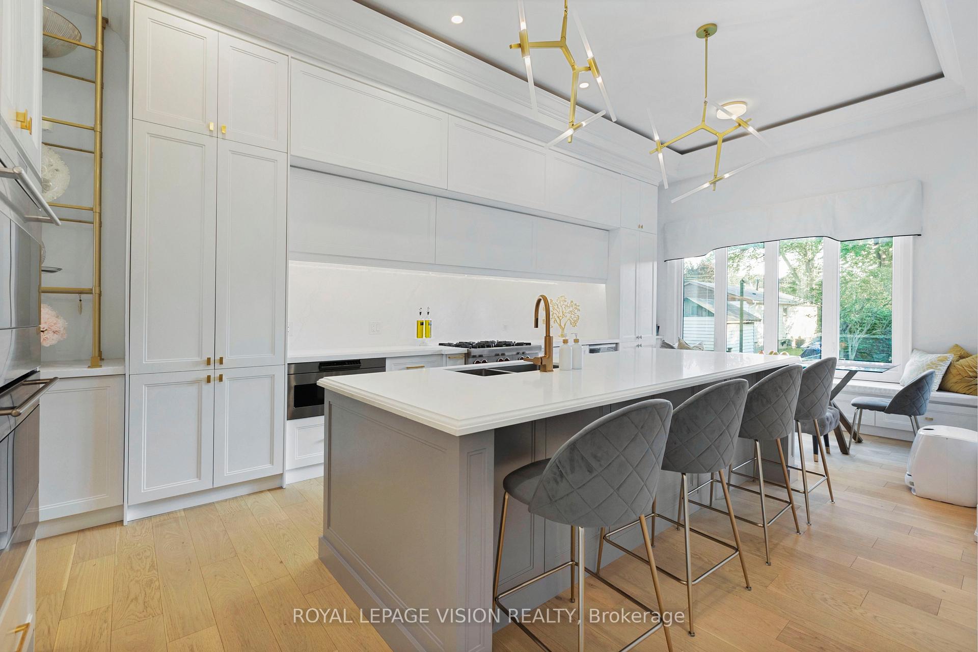 Photo 17 of 732 W Shore Boulevard, Pickering, West Shore — HOMEH