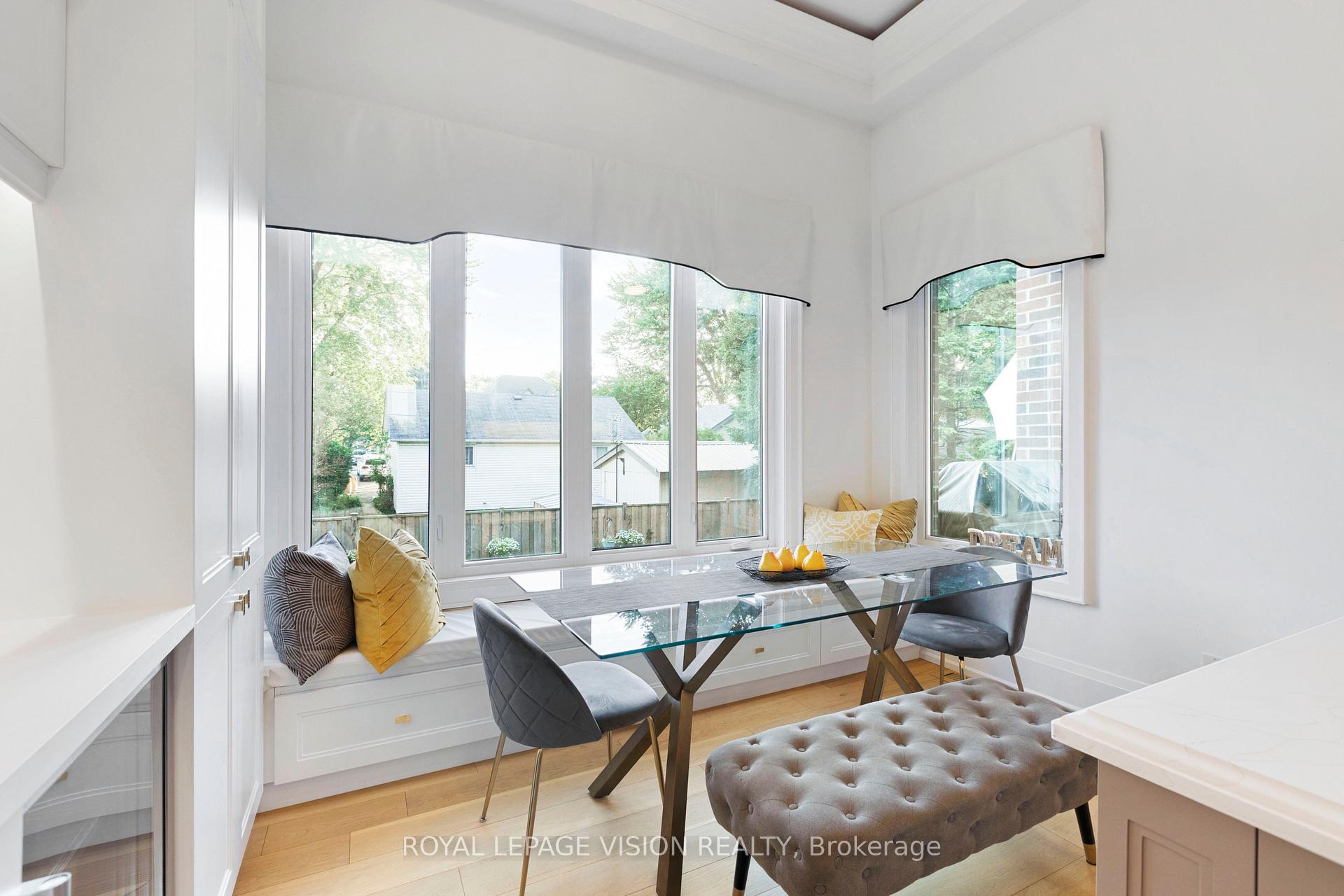 Photo 19 of 732 W Shore Boulevard, Pickering, West Shore — HOMEH
