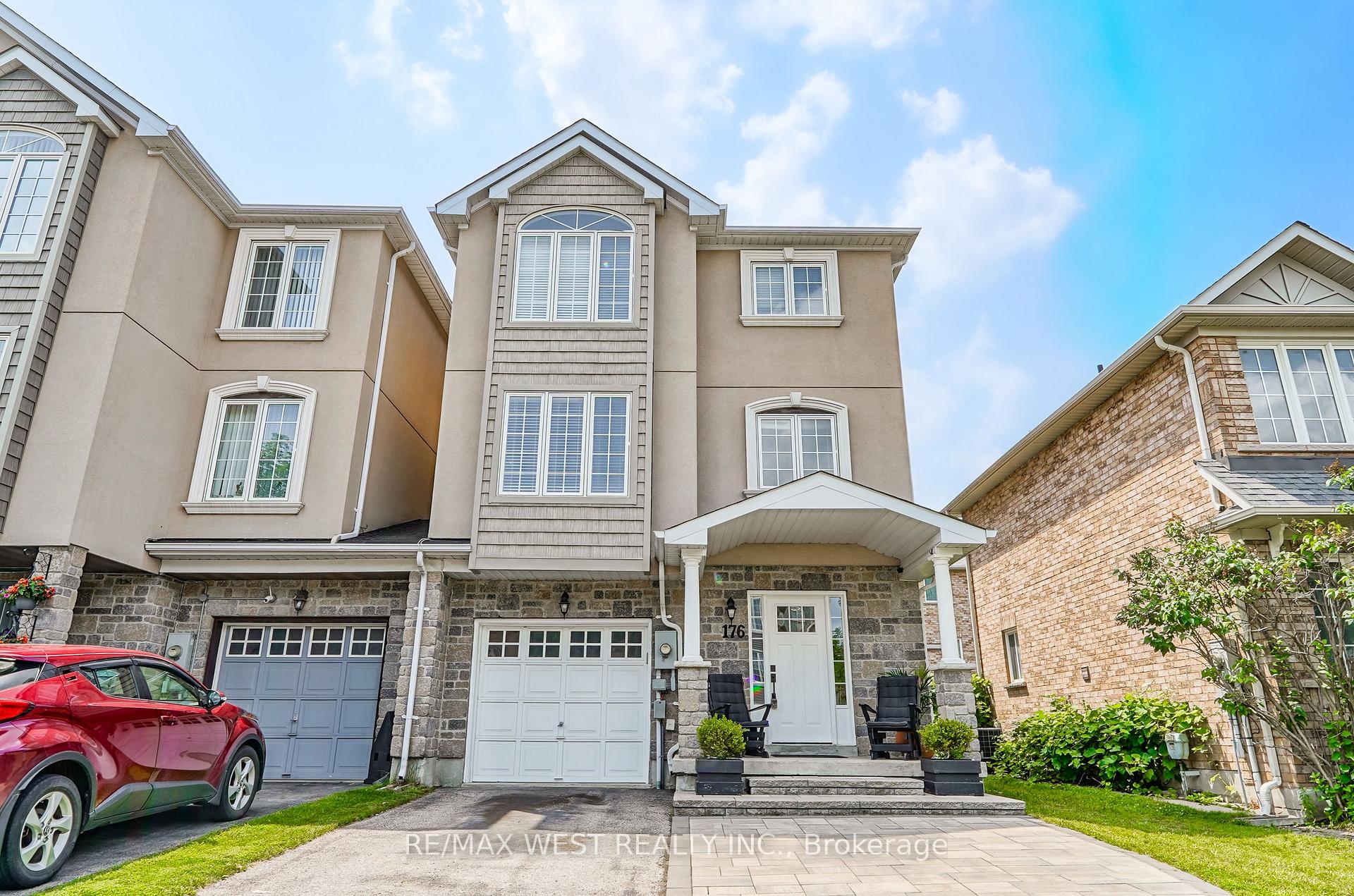 Front of 176 Gail Parks Crescent