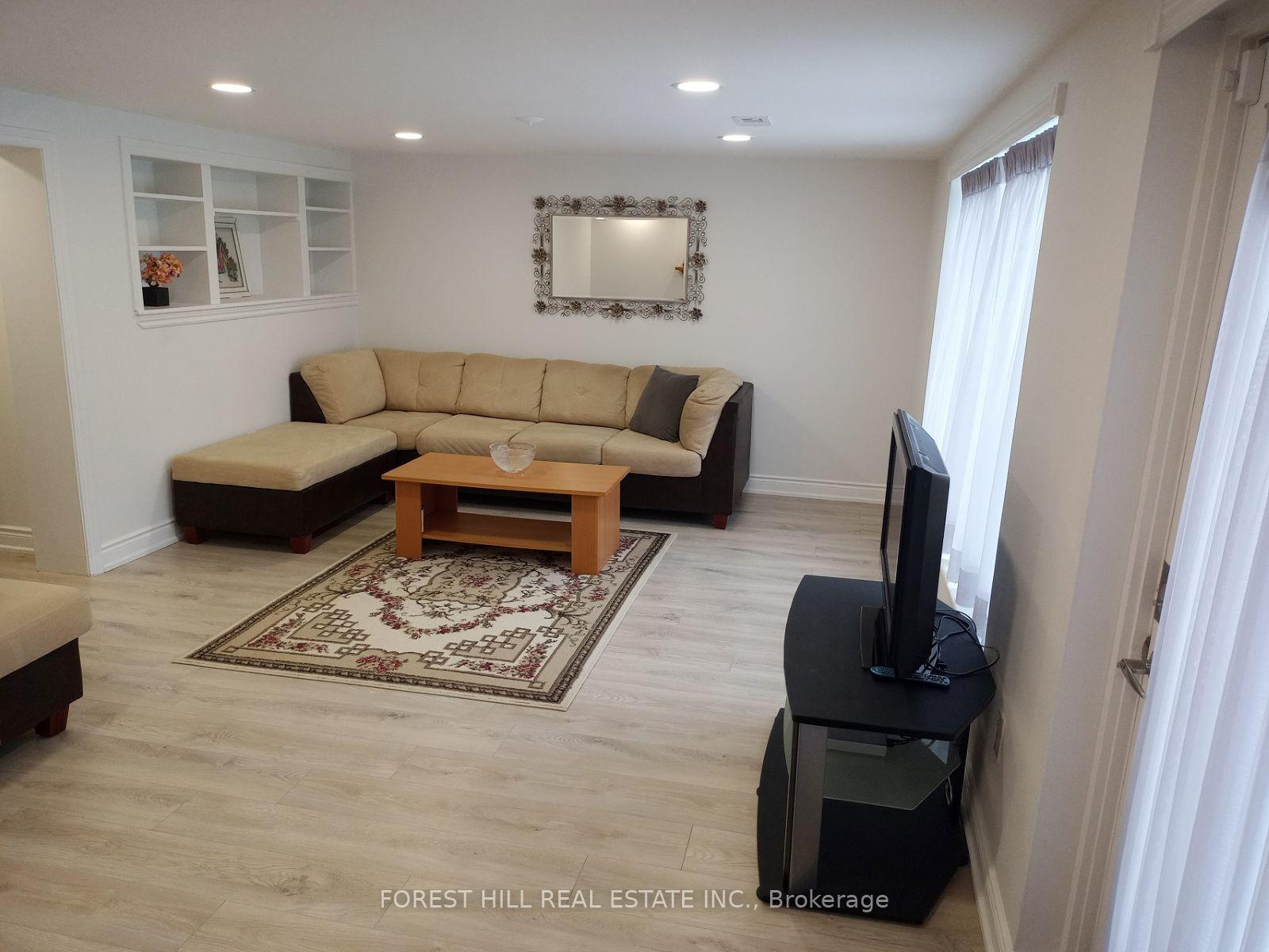 Photo 3 of Unit Bsmt, 100 Grandview Avenue, Markham, Thornhill — HOMEH