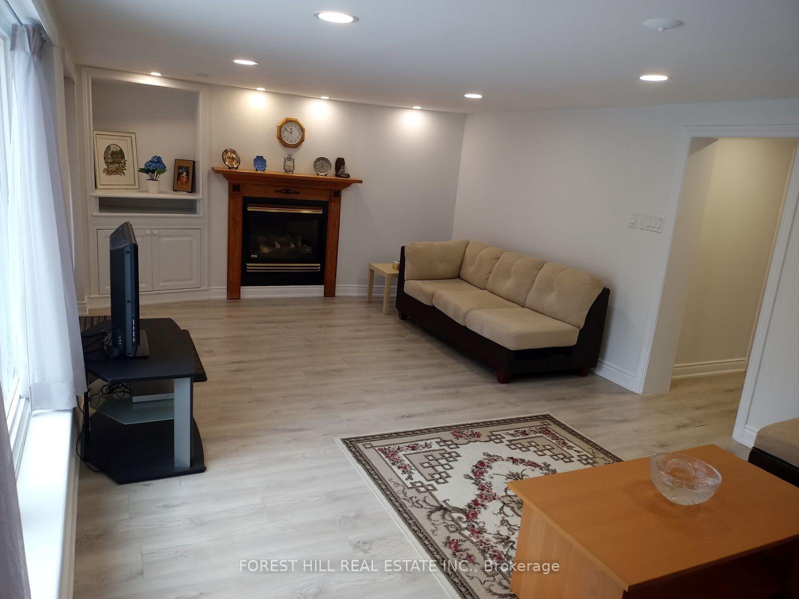 Photo 4 of Unit Bsmt, 100 Grandview Avenue, Markham, Thornhill — HOMEH