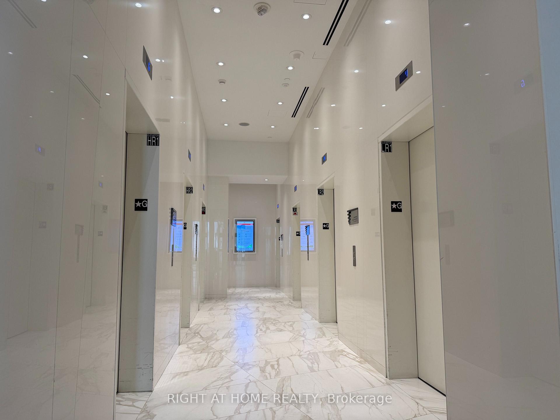 Photo 4 of Unit 1010, 3883 Quartz Road, Mississauga, City Centre — HOMEH