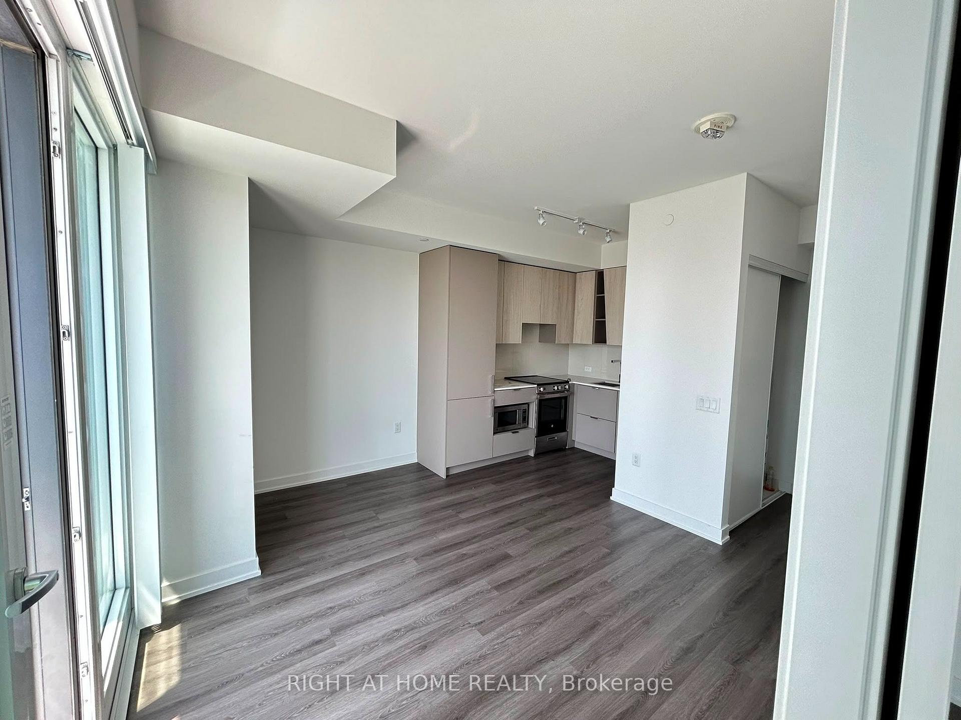 Photo 9 of Unit 1010, 3883 Quartz Road, Mississauga, City Centre — HOMEH