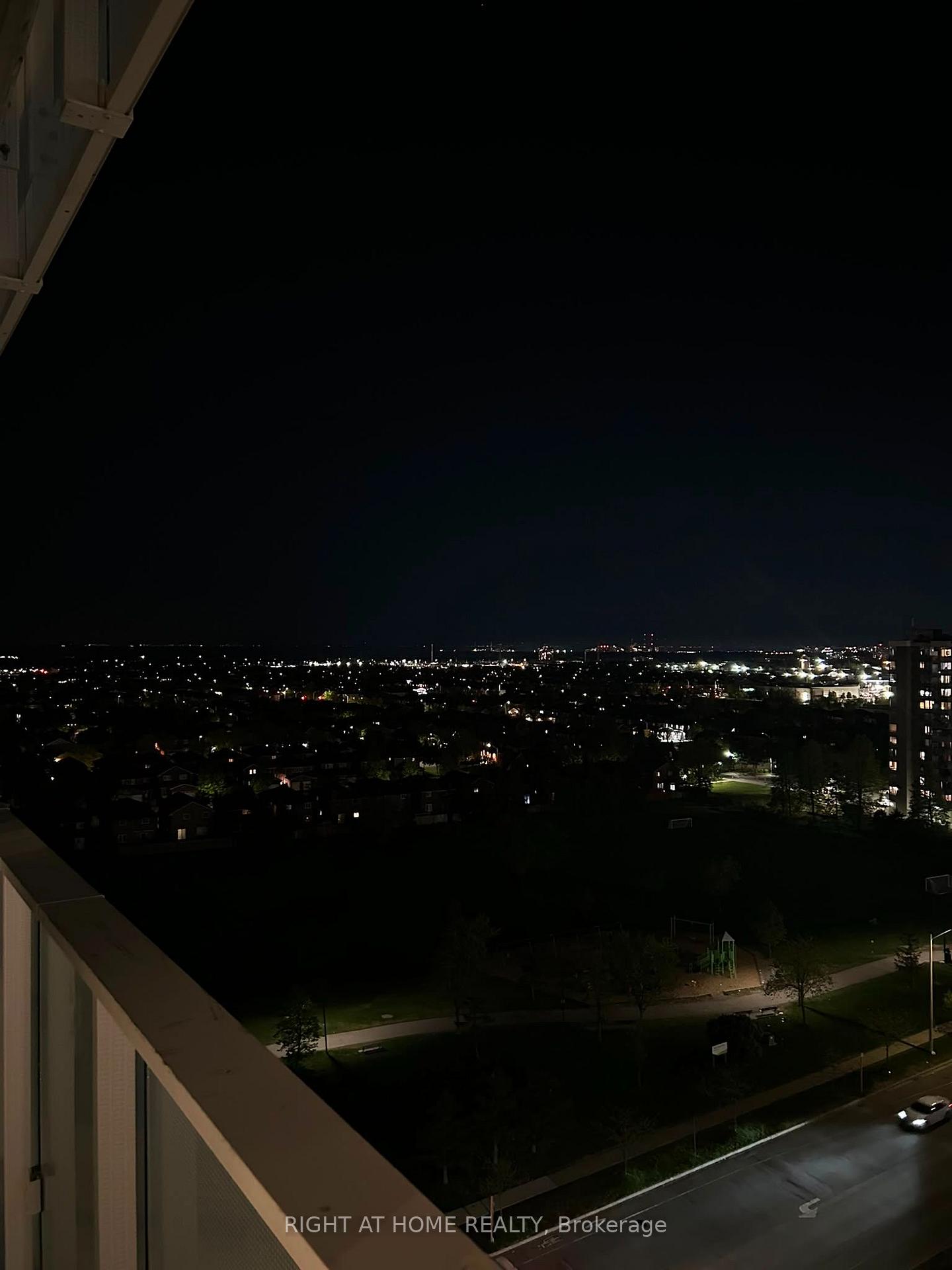 Photo 12 of Unit 1010, 3883 Quartz Road, Mississauga, City Centre — HOMEH