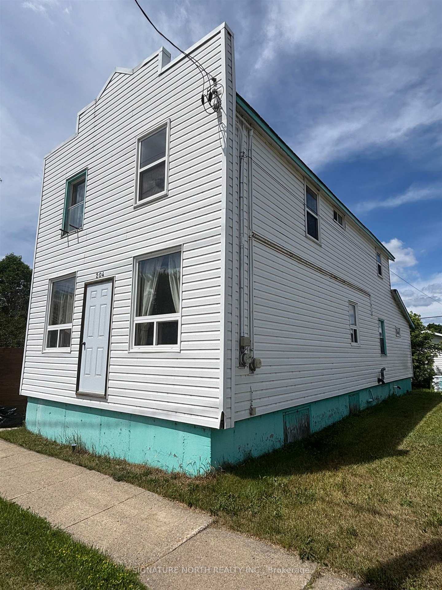 Photo 1 of 204 Mackenzie Ave. W. W, Atikokan — HOMEH