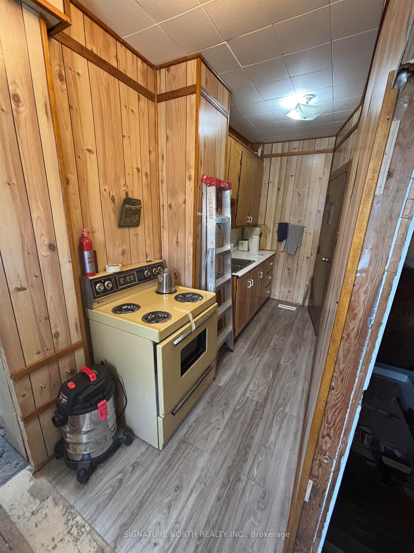 Photo 7 of 204 Mackenzie Ave. W. W, Atikokan — HOMEH
