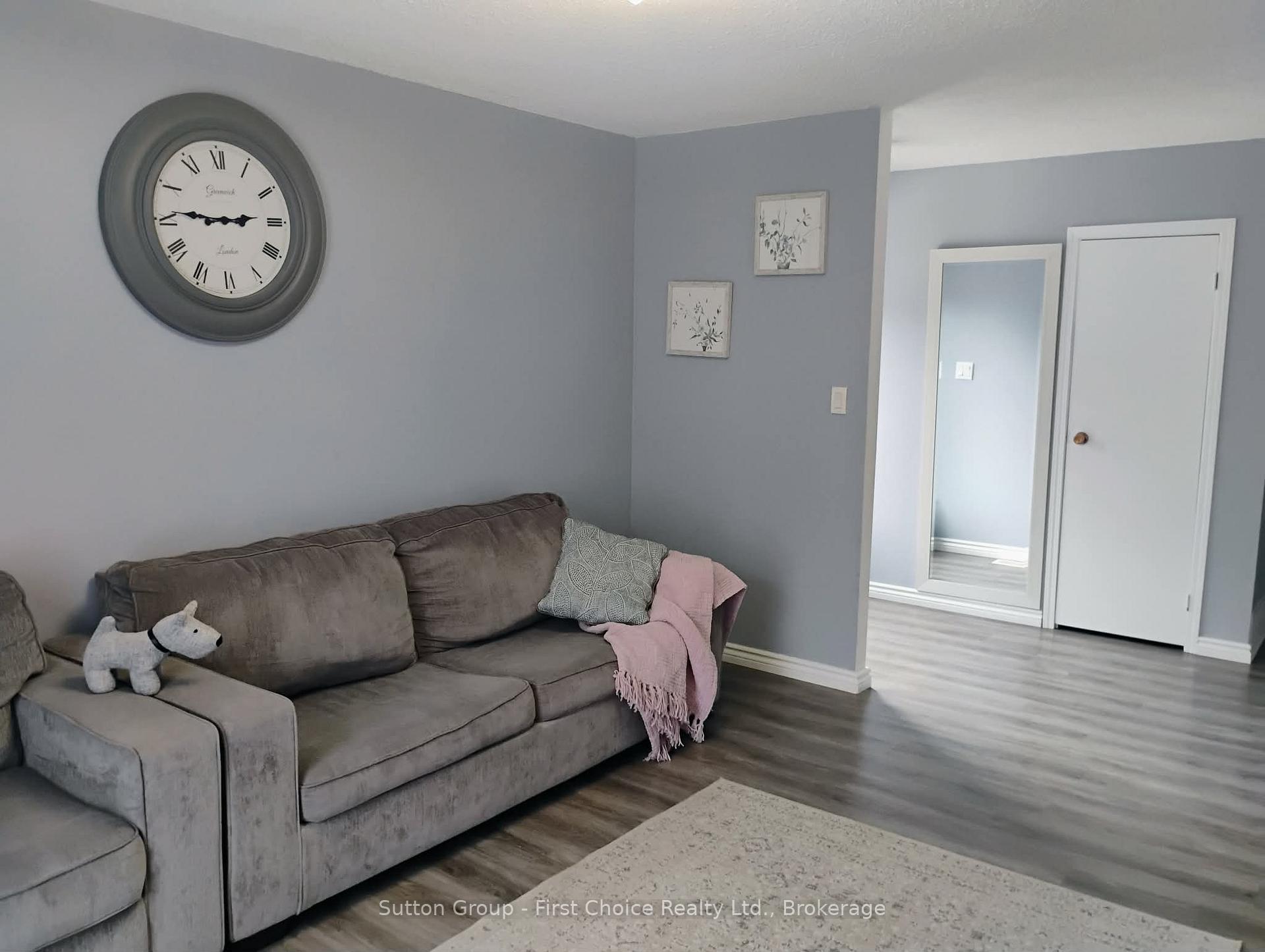 Photo 4 of 106 Sunset Crescent, North Huron, Wingham — HOMEH