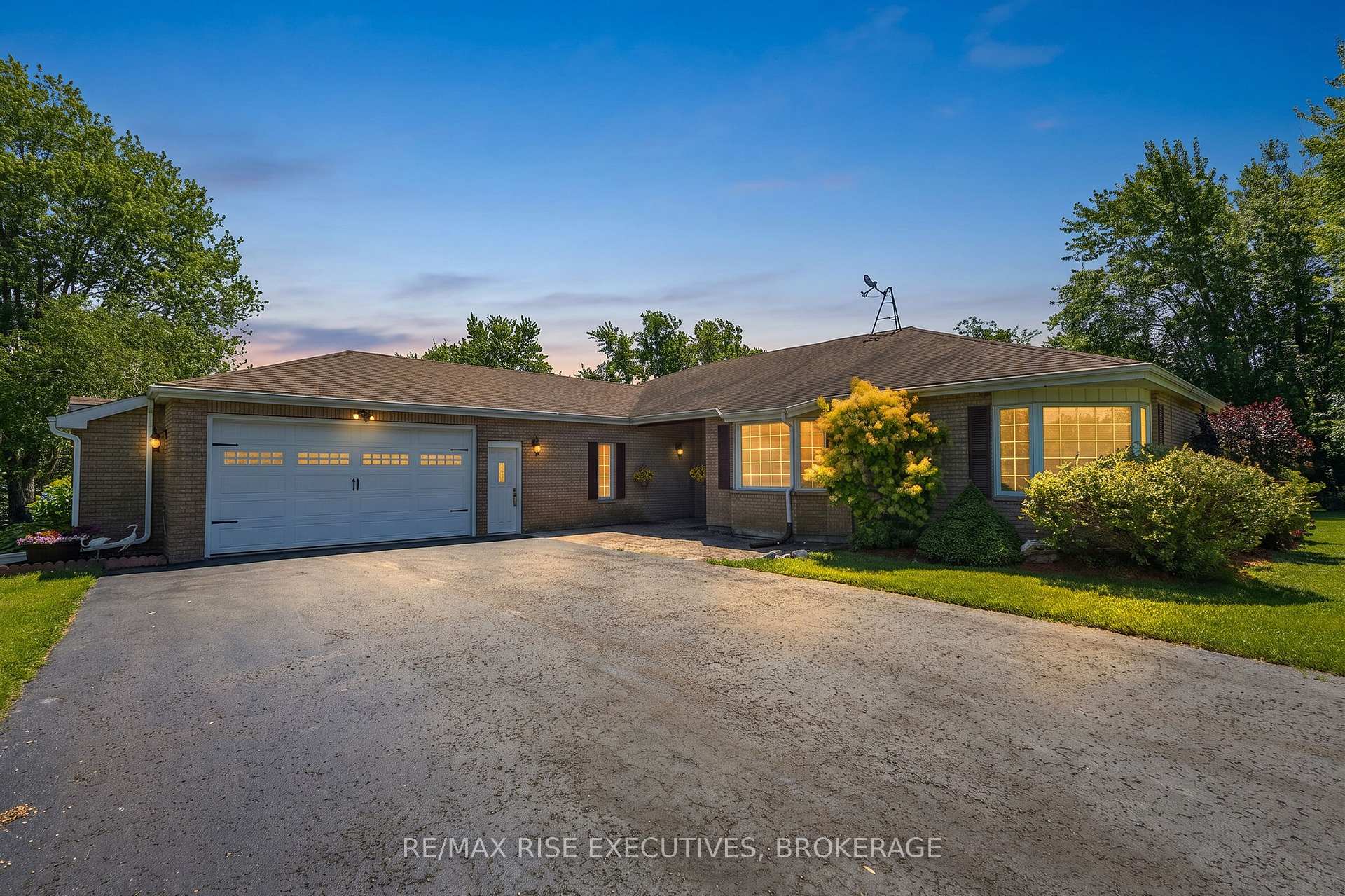 Photo 1 of 5054 Lower Round Lake Road, Frontenac, Frontenac South — HOMEH