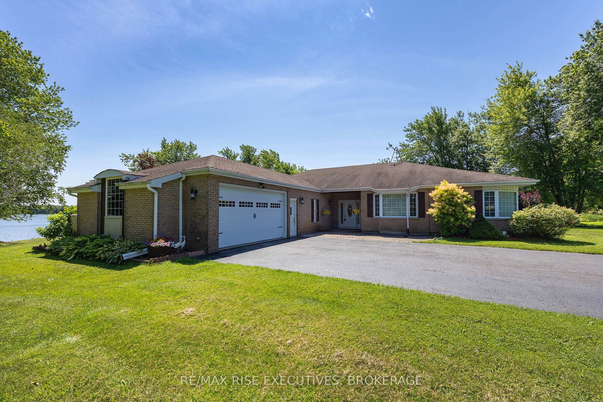 Photo 2 of 5054 Lower Round Lake Road, Frontenac, Frontenac South — HOMEH