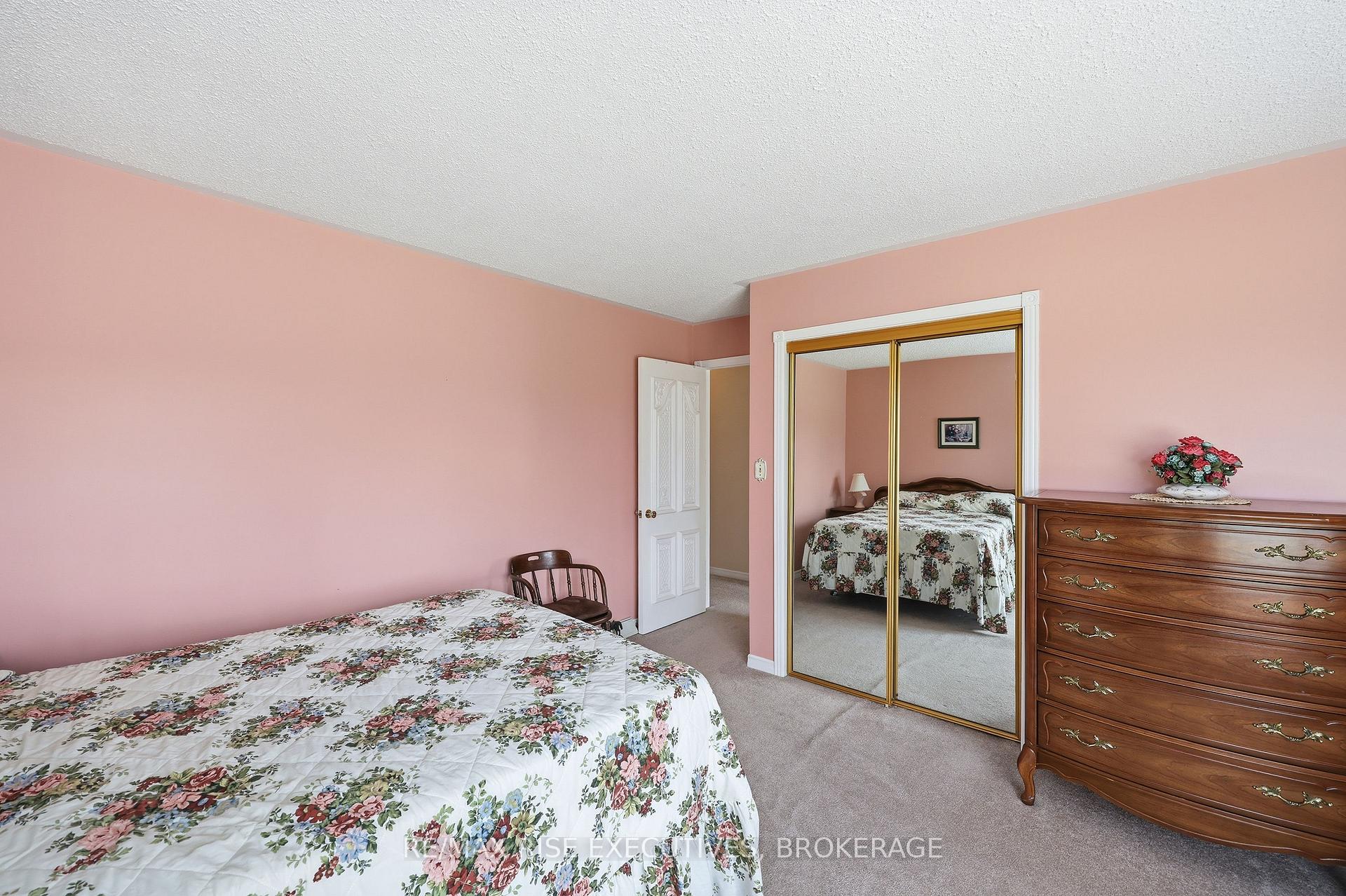 Photo 37 of 5054 Lower Round Lake Road, Frontenac, Frontenac South — HOMEH