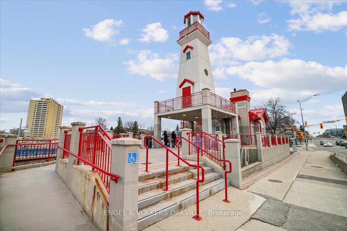 Photo 44 of 38 John Street S, Mississauga, Port Credit — HOMEH