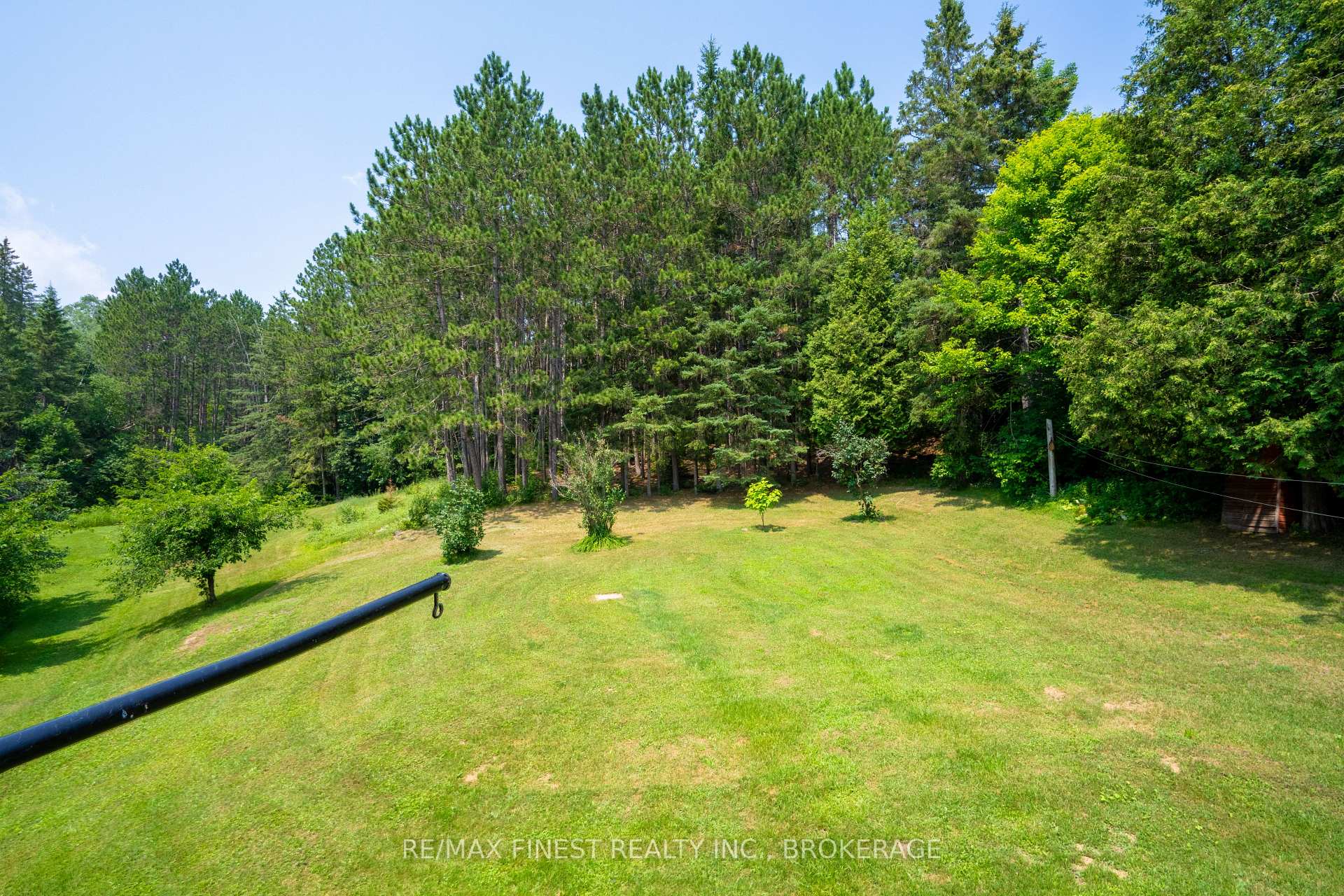 Photo 4 of 1031 James Road, Frontenac, Frontenac North — HOMEH