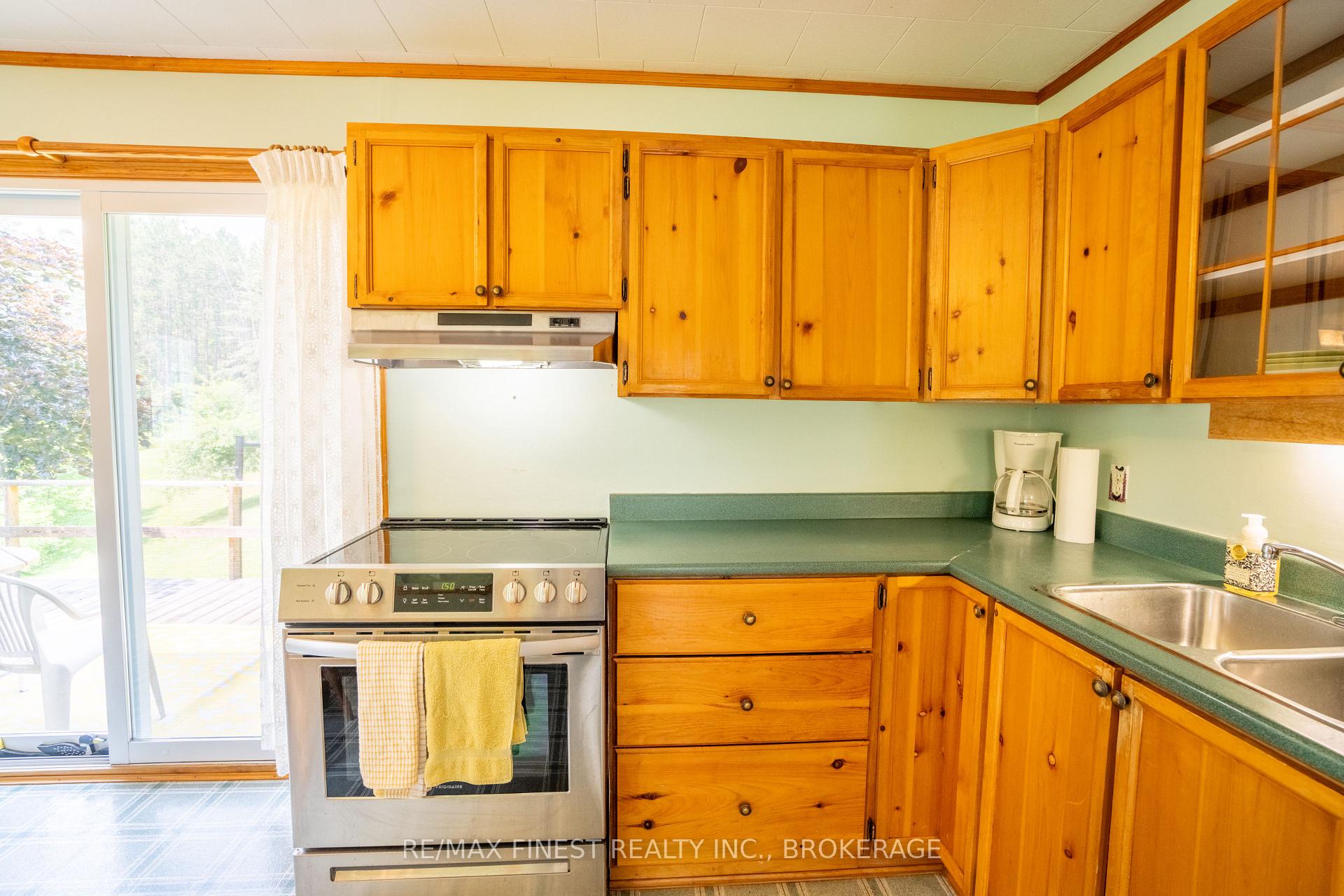 Photo 12 of 1031 James Road, Frontenac, Frontenac North — HOMEH