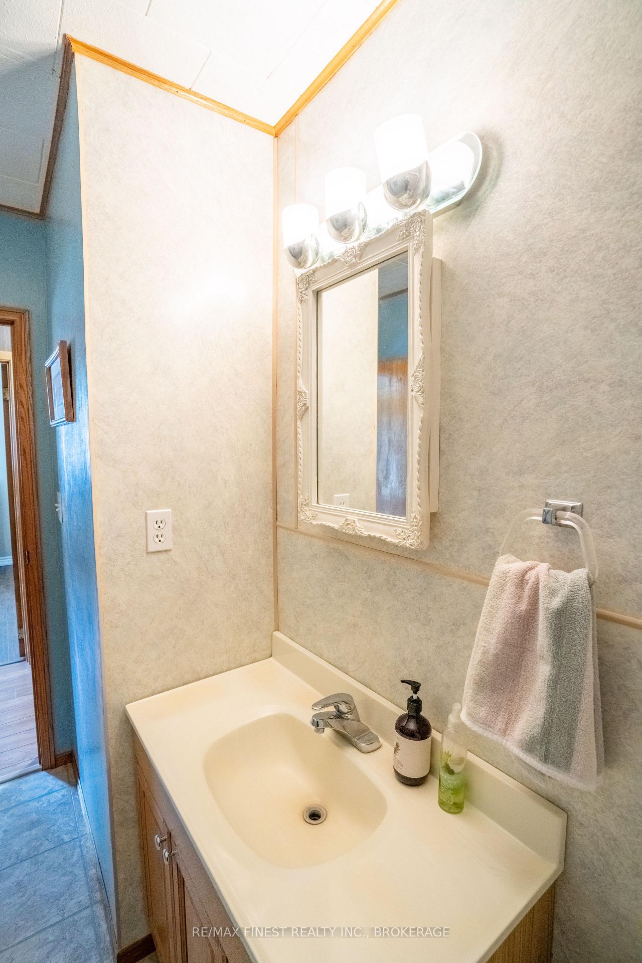 Photo 31 of 1031 James Road, Frontenac, Frontenac North — HOMEH