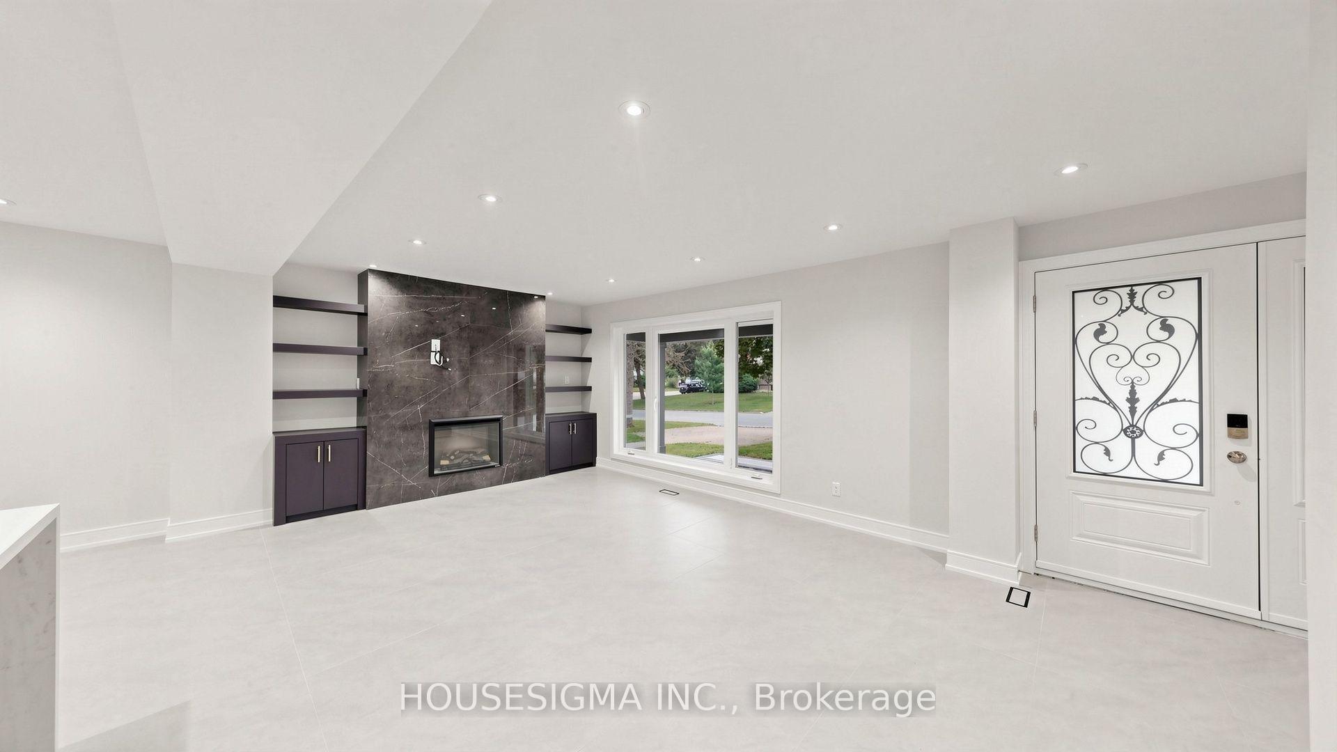 Photo 4 of 126 Woodward Avenue, Markham, Grandview — HOMEH