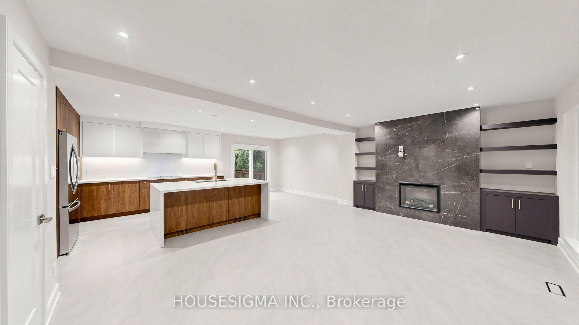 Photo 5 of 126 Woodward Avenue, Markham, Grandview — HOMEH