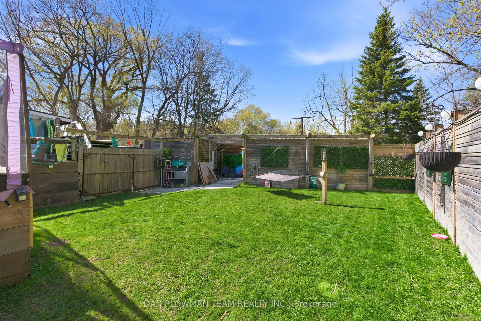 Photo 37 of 678 King Street W, Oshawa, McLaughlin — HOMEH