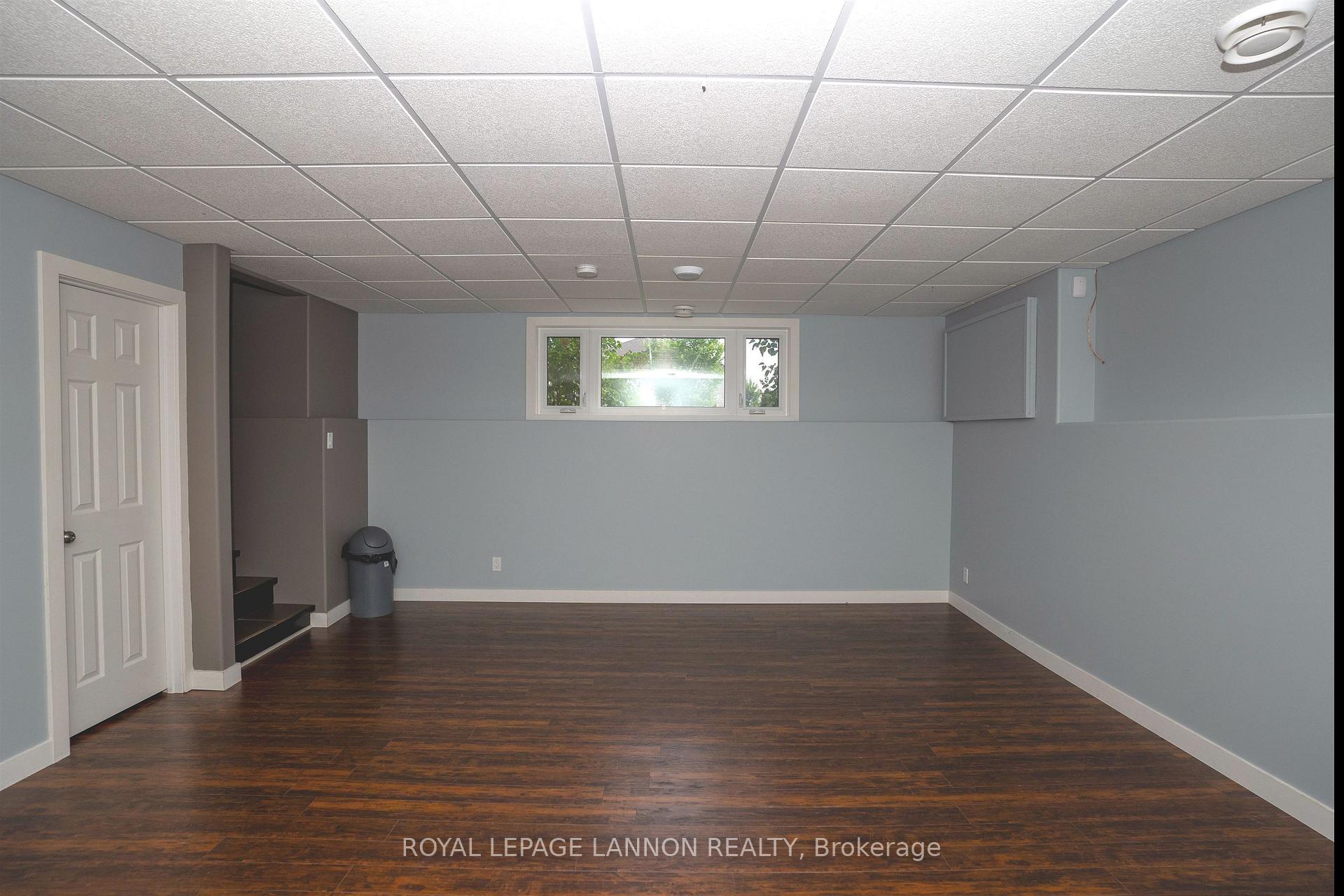 Photo 18 of 461 Longbow Street, Thunder Bay, John Street North — HOMEH