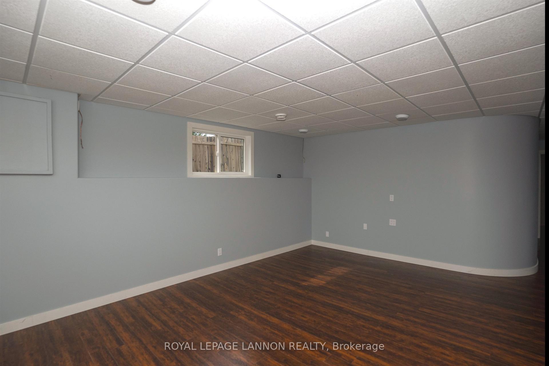 Photo 19 of 461 Longbow Street, Thunder Bay, John Street North — HOMEH