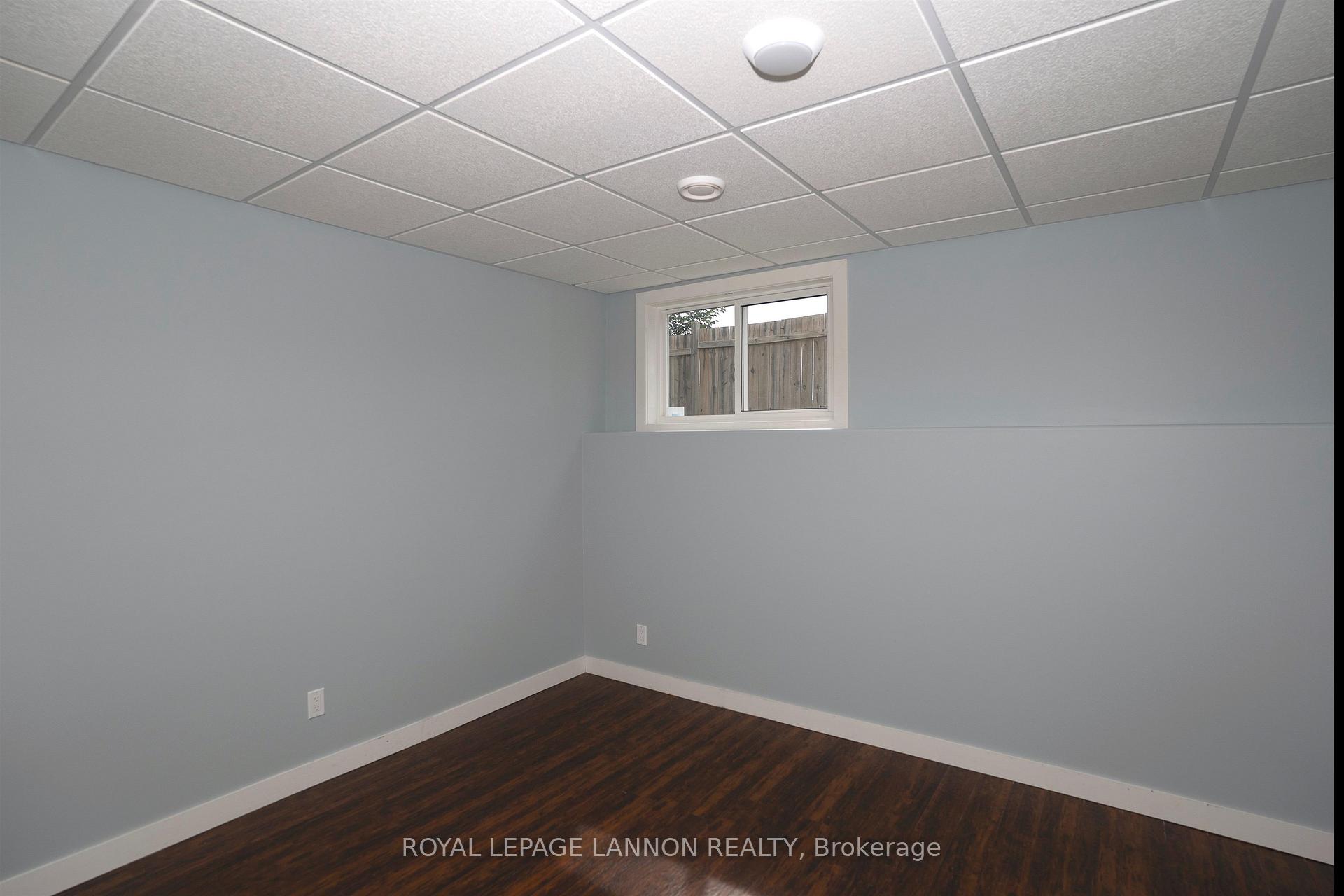 Photo 20 of 461 Longbow Street, Thunder Bay, John Street North — HOMEH