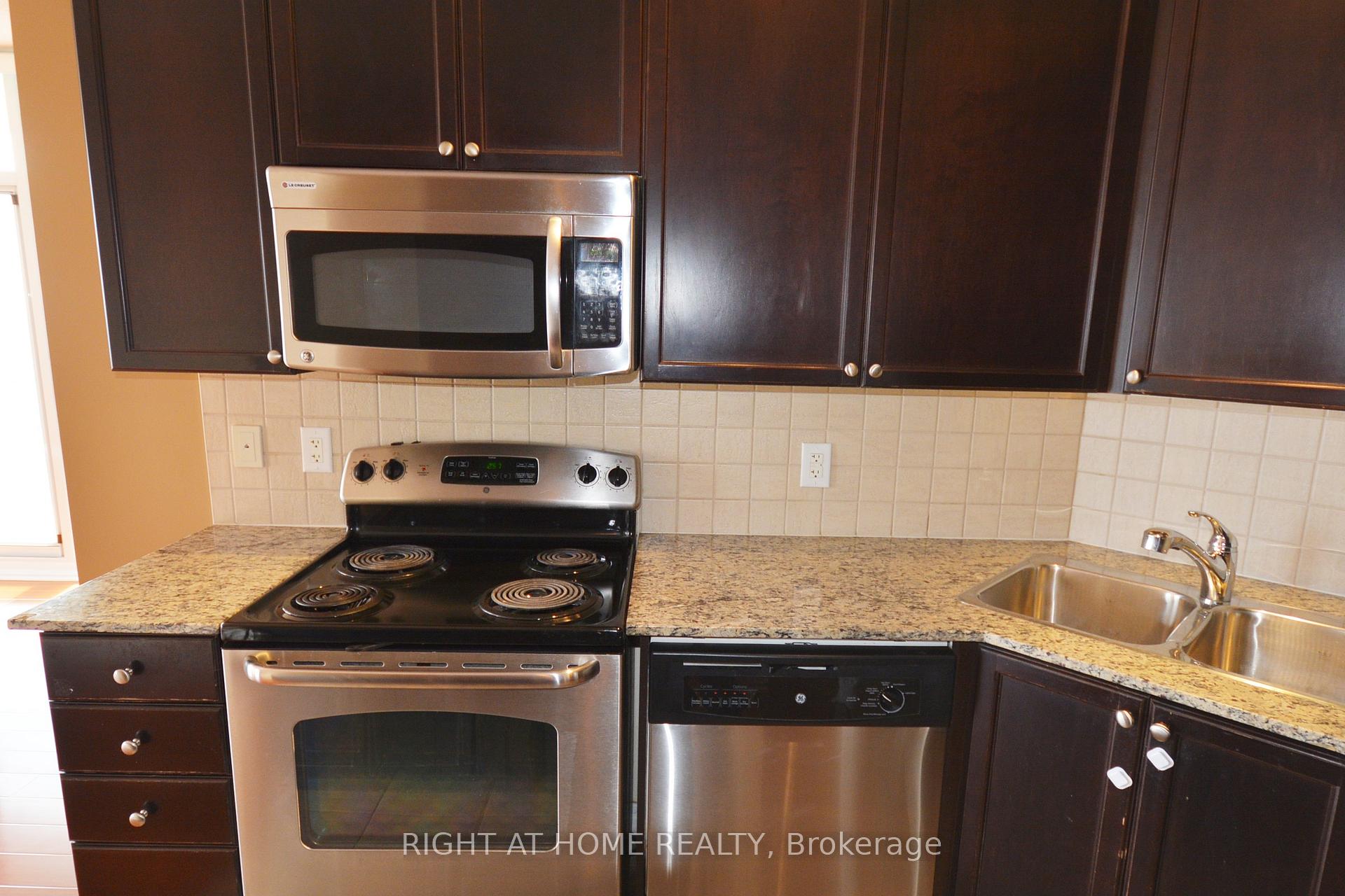 Photo 9 of Unit 3009, 225 Webb Drive, Mississauga, City Centre — HOMEH