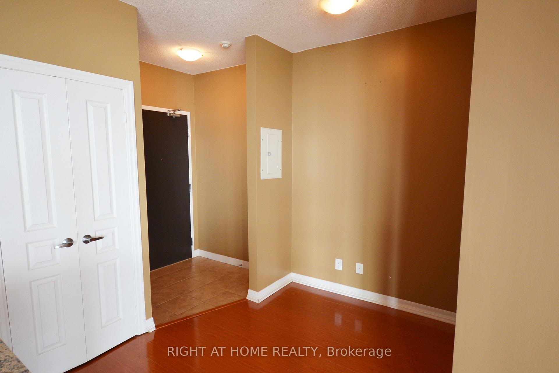Photo 10 of Unit 3009, 225 Webb Drive, Mississauga, City Centre — HOMEH