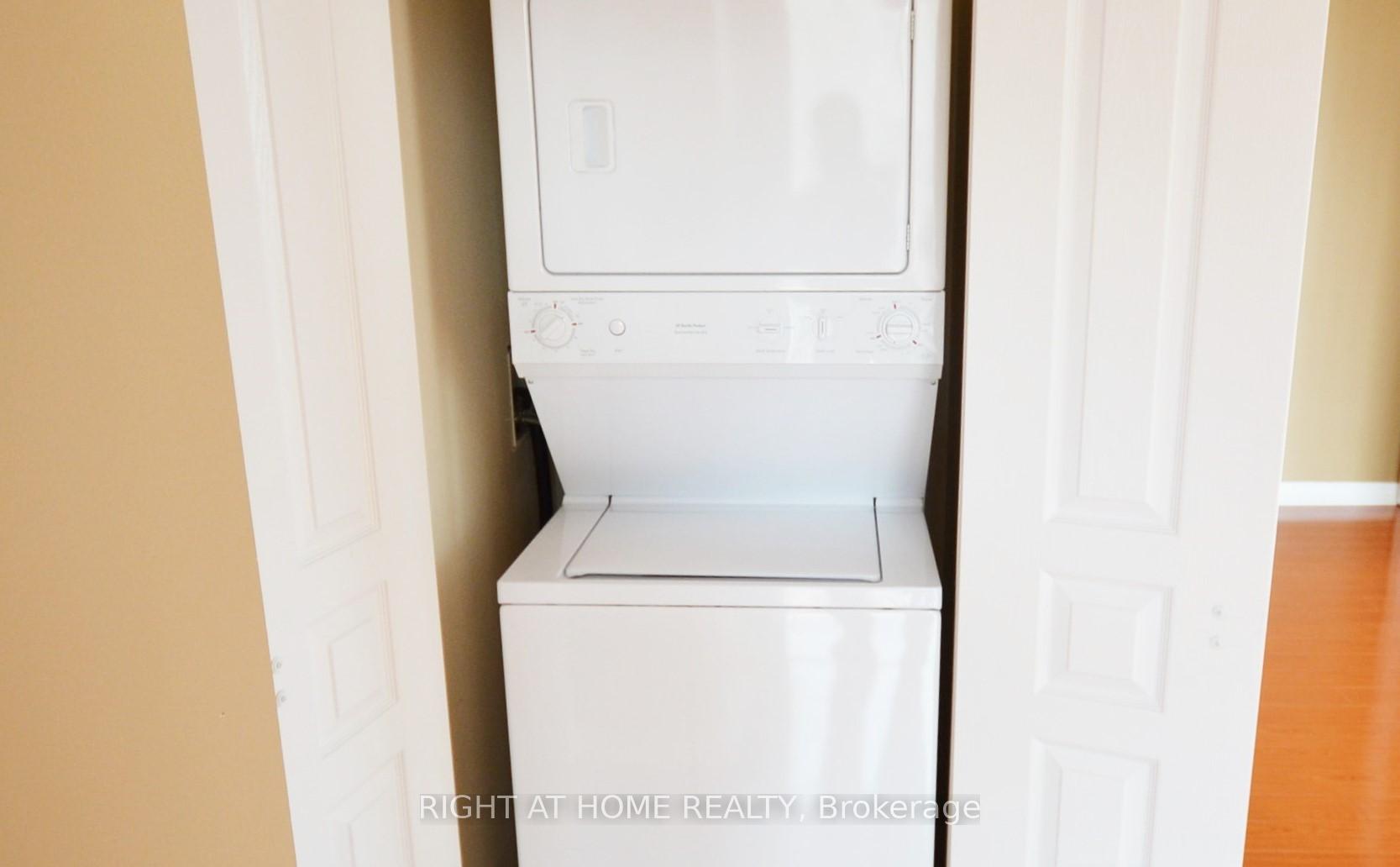 Photo 16 of Unit 3009, 225 Webb Drive, Mississauga, City Centre — HOMEH