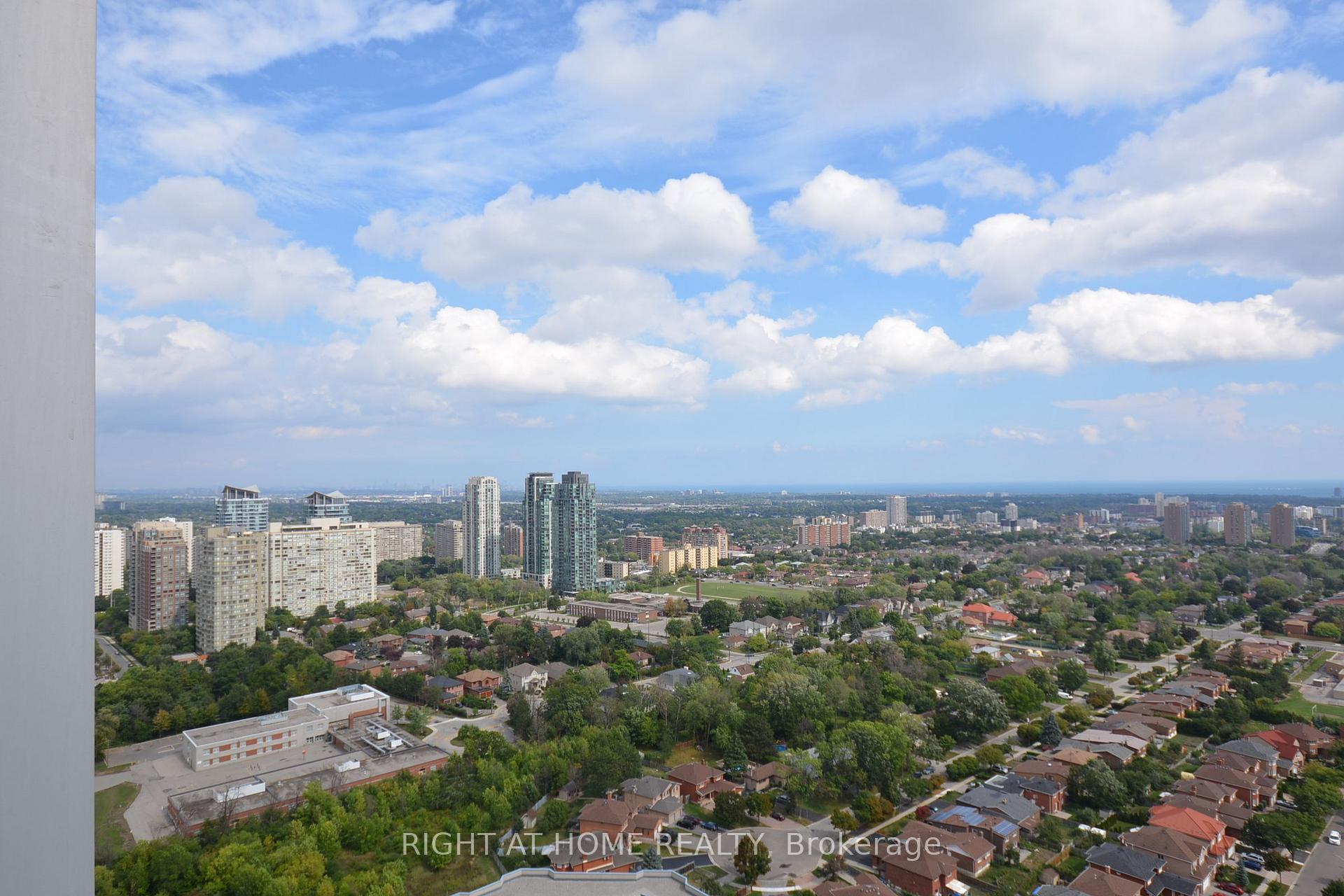 Photo 17 of Unit 3009, 225 Webb Drive, Mississauga, City Centre — HOMEH