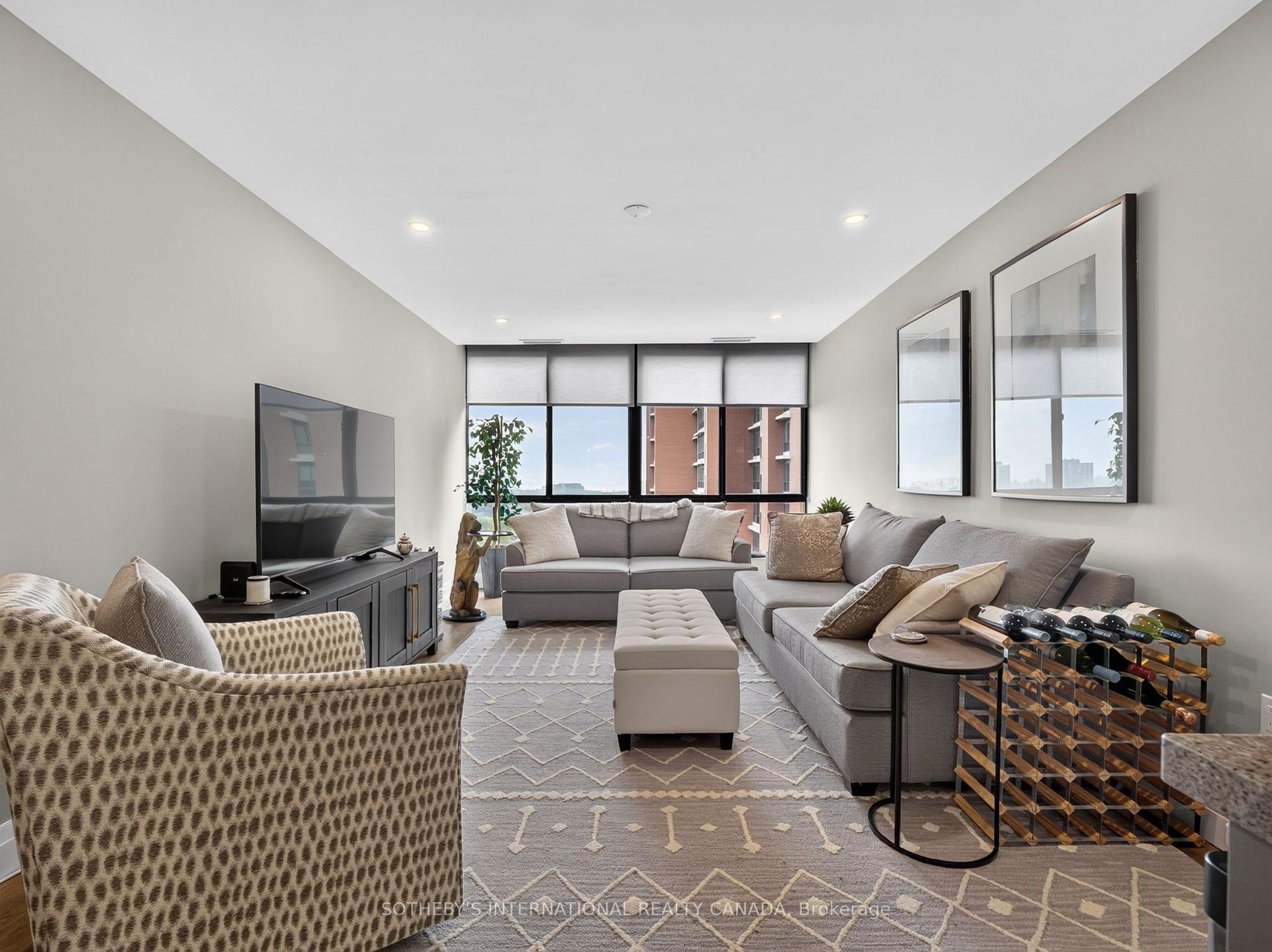 Photo 3 of Unit 1510, 1400 Dixie Road, Mississauga, Lakeview — HOMEH