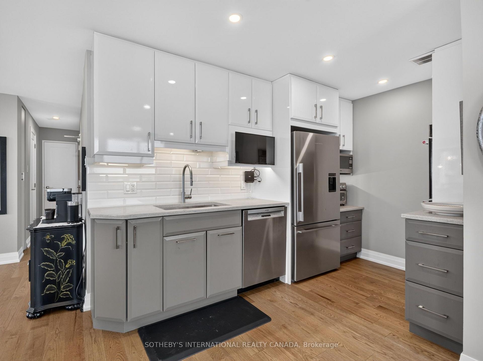 Photo 15 of Unit 1510, 1400 Dixie Road, Mississauga, Lakeview — HOMEH