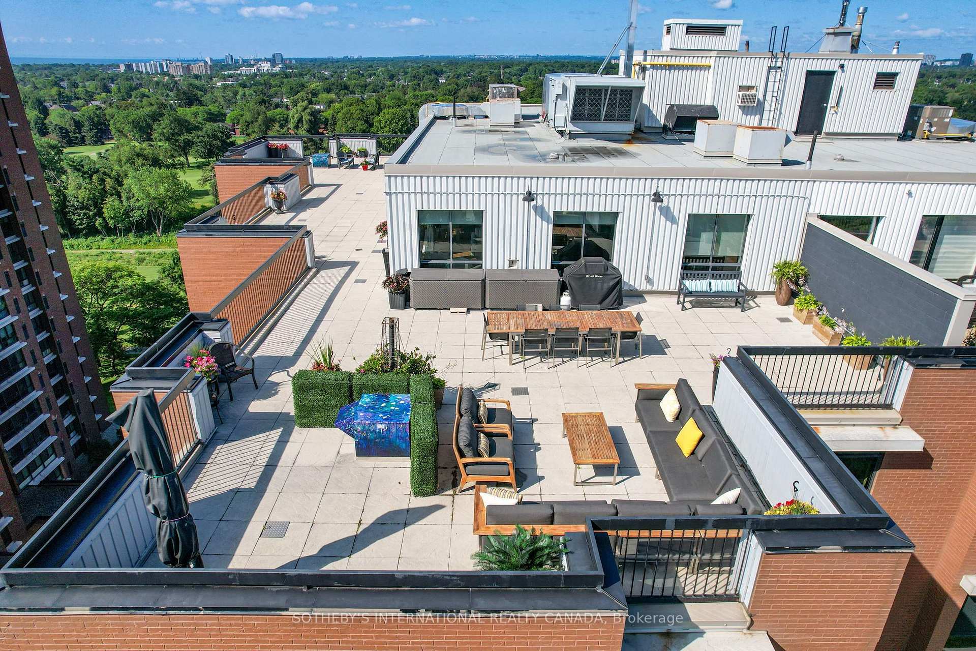Photo 42 of Unit 1510, 1400 Dixie Road, Mississauga, Lakeview — HOMEH