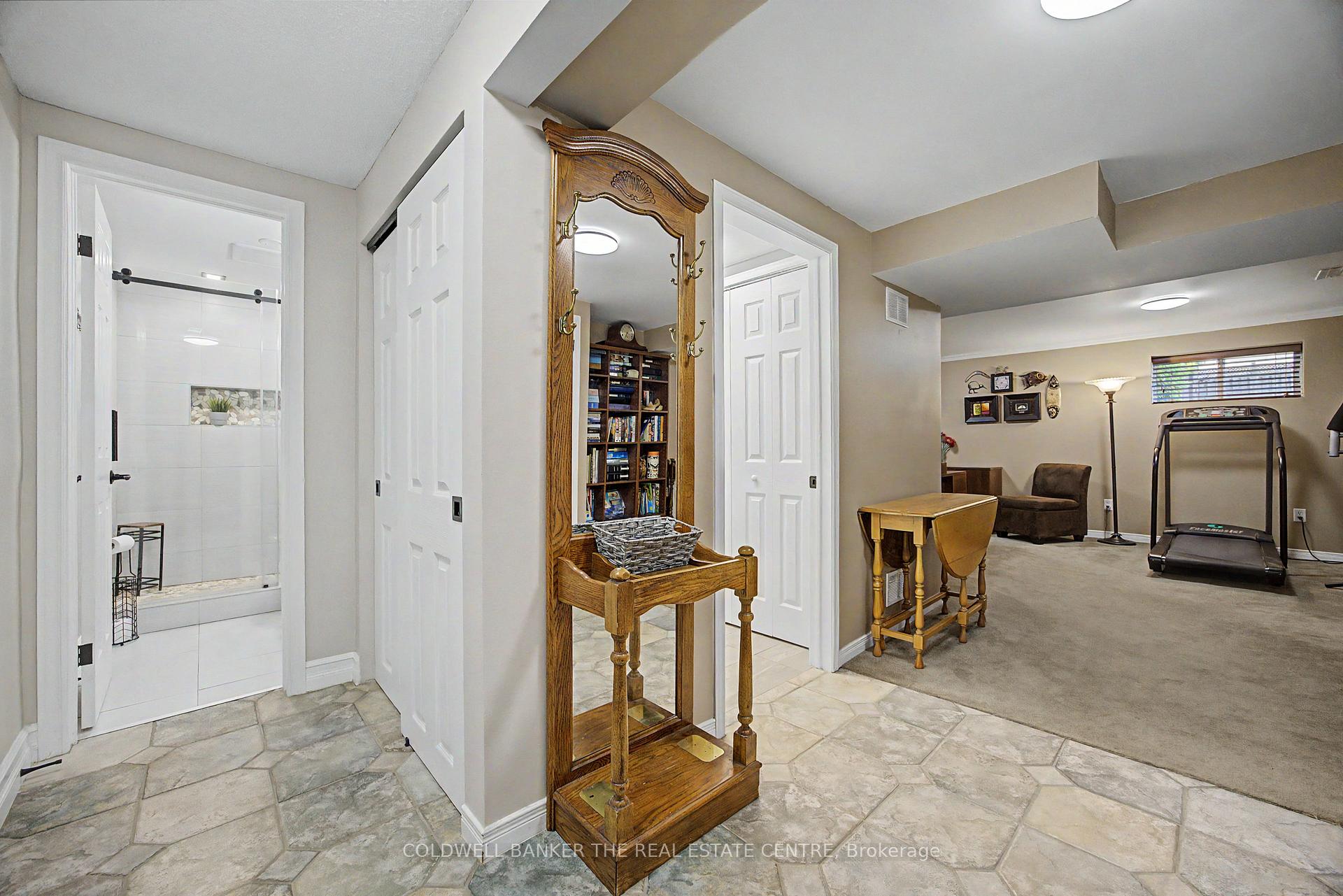Photo 28 of 85 Wright Crescent, Caledon, Bolton North — HOMEH