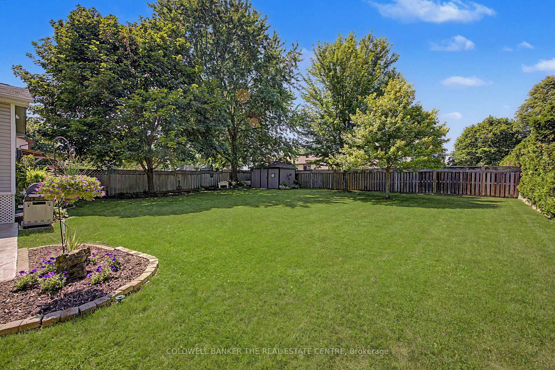 Photo 37 of 85 Wright Crescent, Caledon, Bolton North — HOMEH