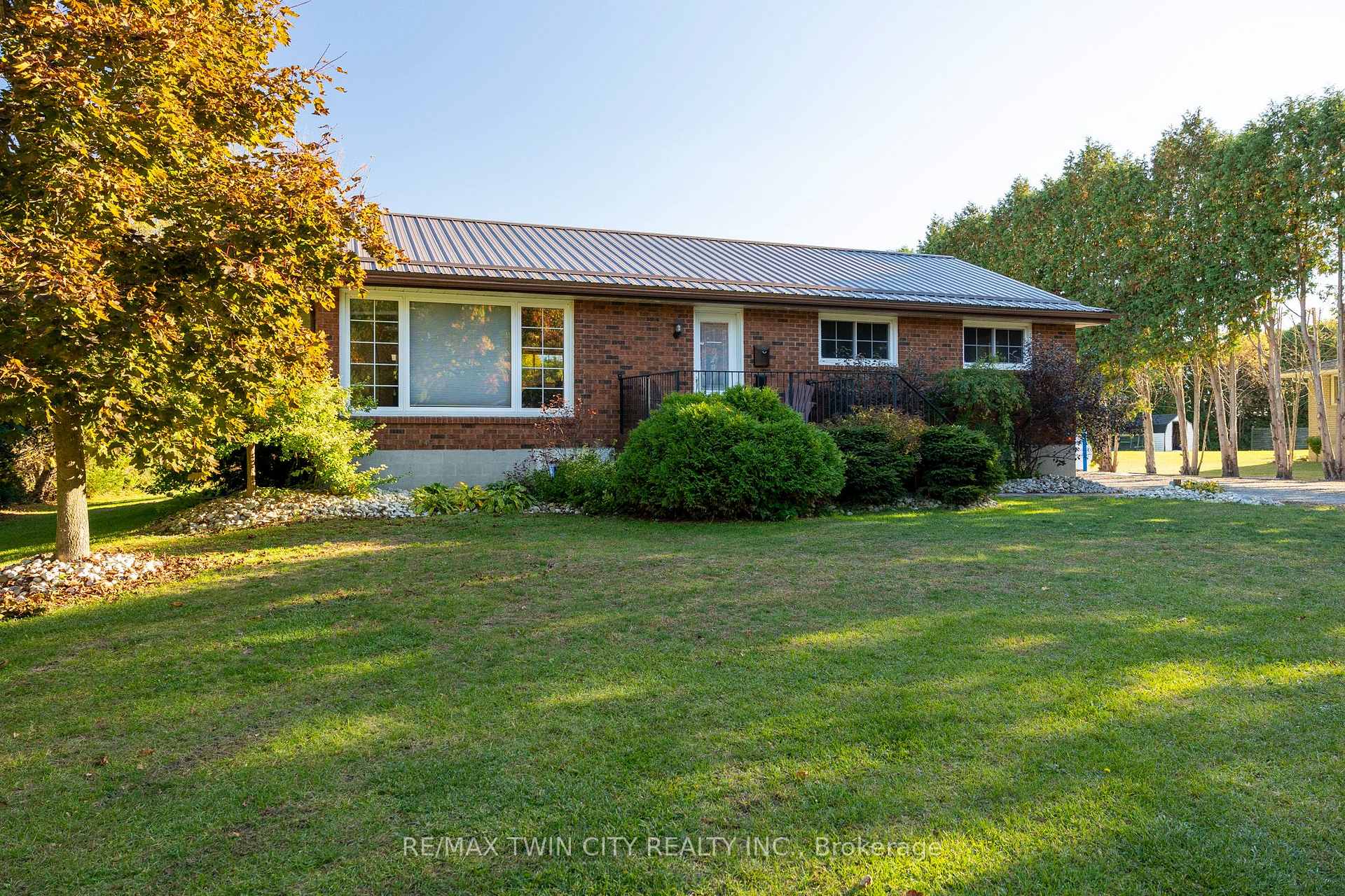 Photo 4 of 976 Mcdowell Road E, Norfolk, Green's Corners — HOMEH