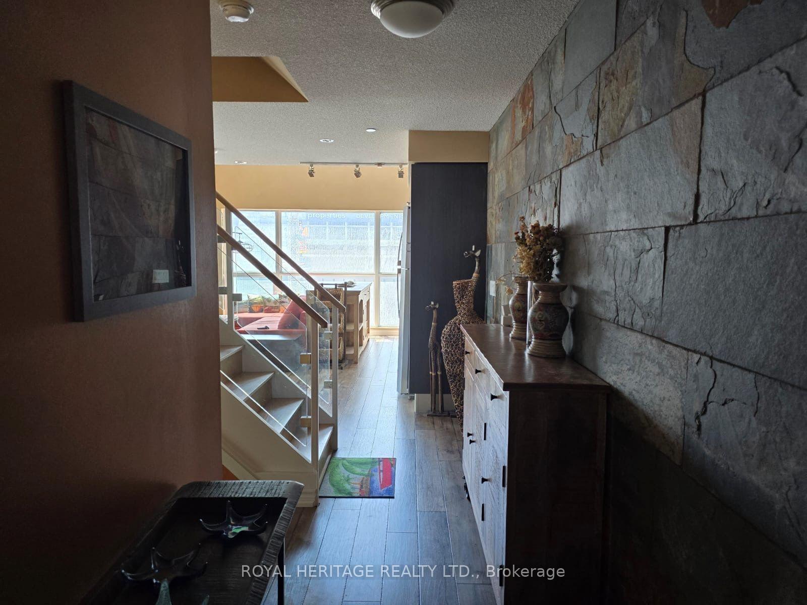 Photo 3 of Unit 510, 386 Yonge Street, Toronto, Bay Street Corridor — HOMEH