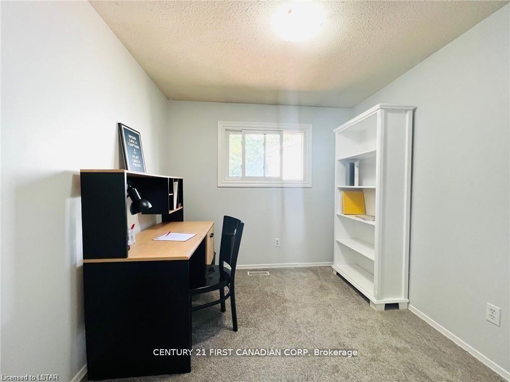 Photo 11 of Unit 10, 45 Gatewood Place, London, East A — HOMEH