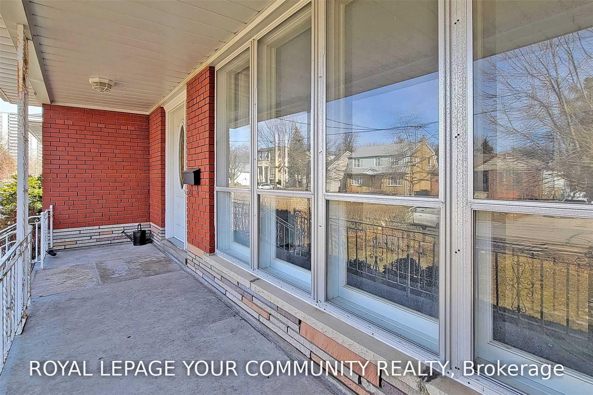 Photo 5 of Unit Main Level, 79 Patricia Avenue, North York, Newtonbrook West — HOMEH