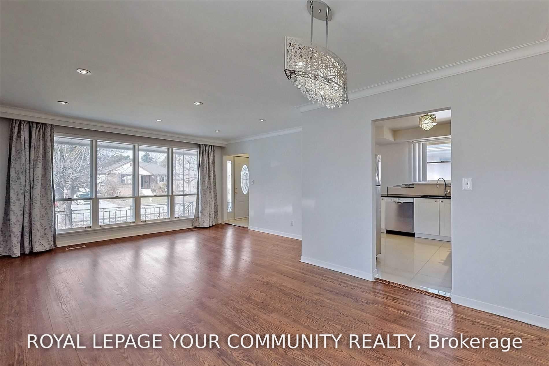 Photo 8 of Unit Main Level, 79 Patricia Avenue, North York, Newtonbrook West — HOMEH