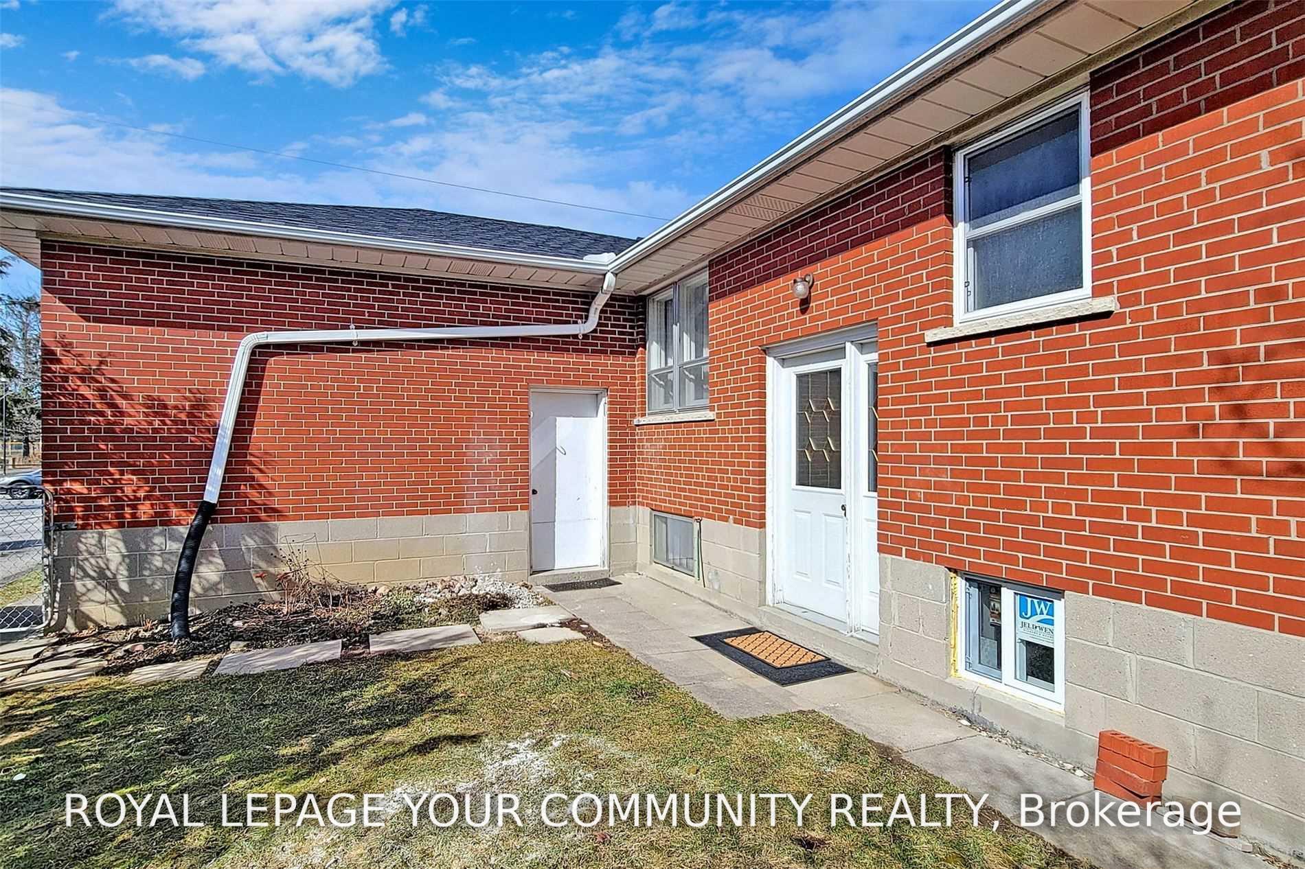 Photo 34 of Unit Main Level, 79 Patricia Avenue, North York, Newtonbrook West — HOMEH