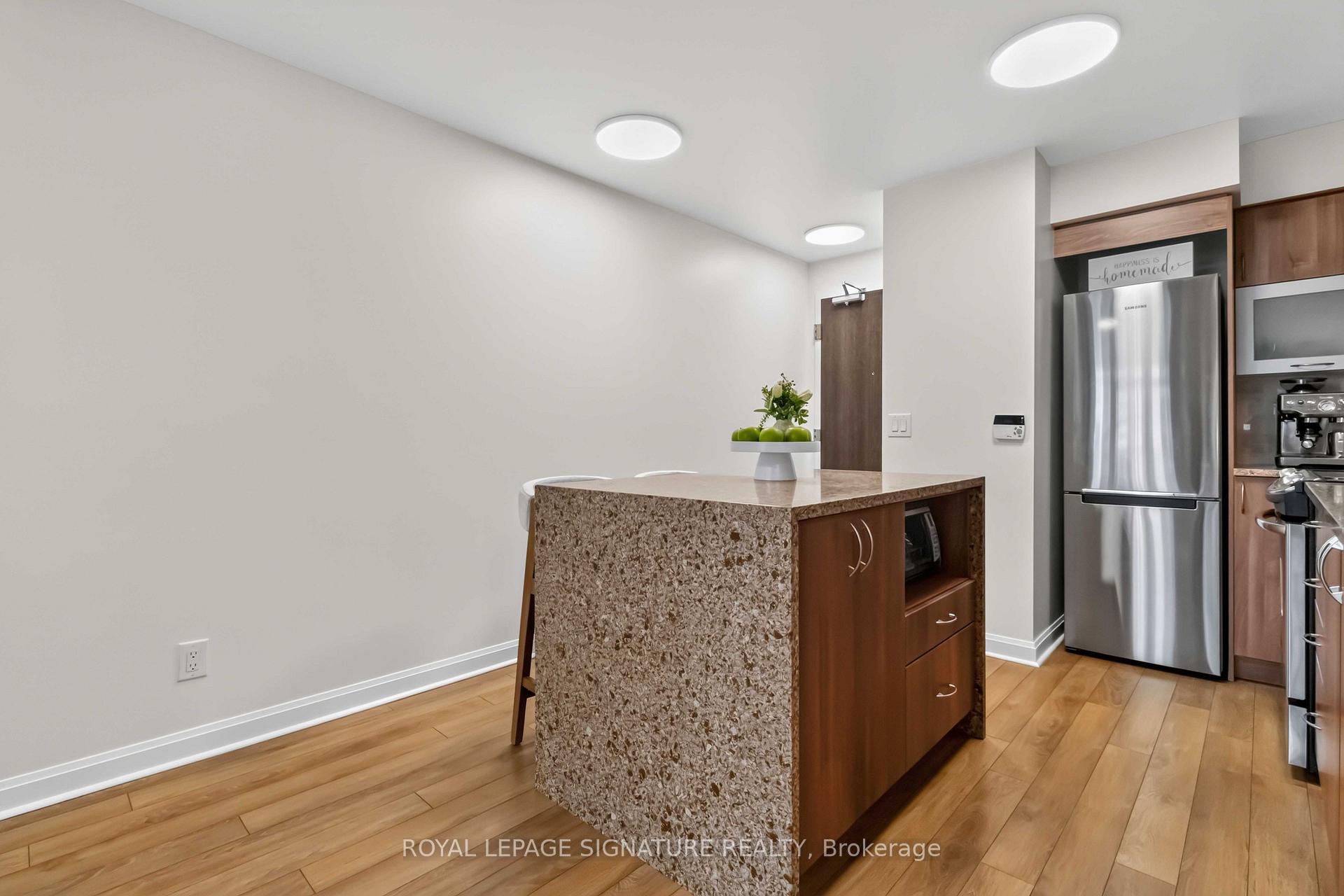 Photo 13 of Unit 601, 1 Michael Power Place, Etobicoke, Islington-City Centre West — HOMEH
